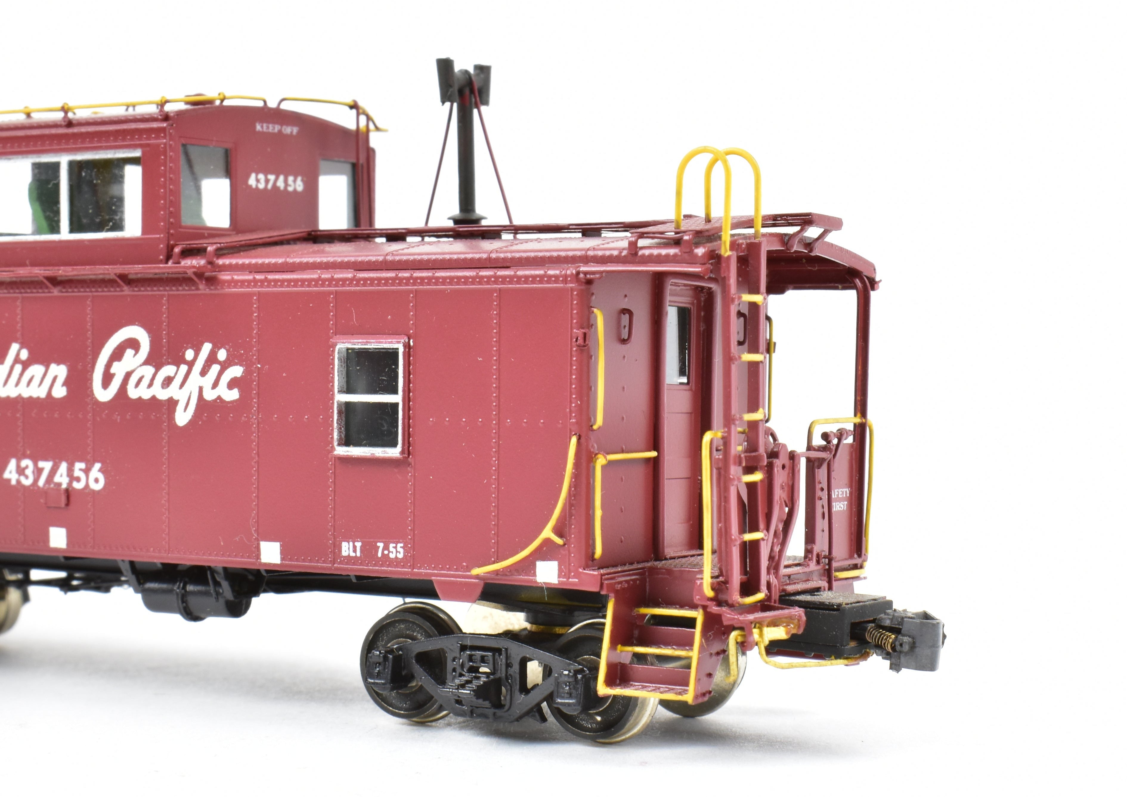 HO Scale Brass OMI - Overland Models, Inc. Canadian Pacific Railway Steel Caboose with Centered Straight Cupola Professionally Painted #437456