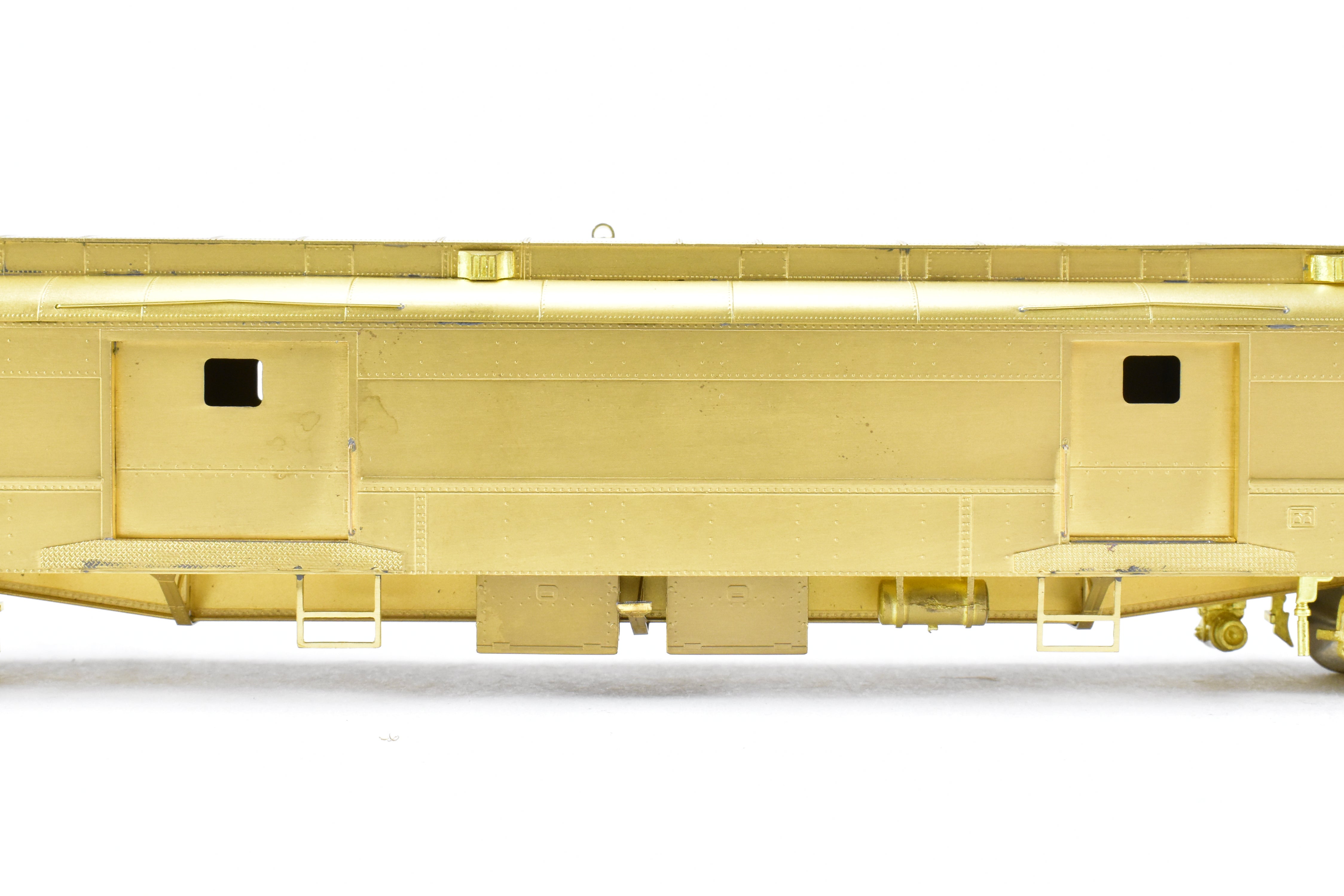 HO Scale Brass Cascade Models GN - Great Northern Modernized Baggage Car with Round Ends and Steel Doors (Numbers #475 - #486)