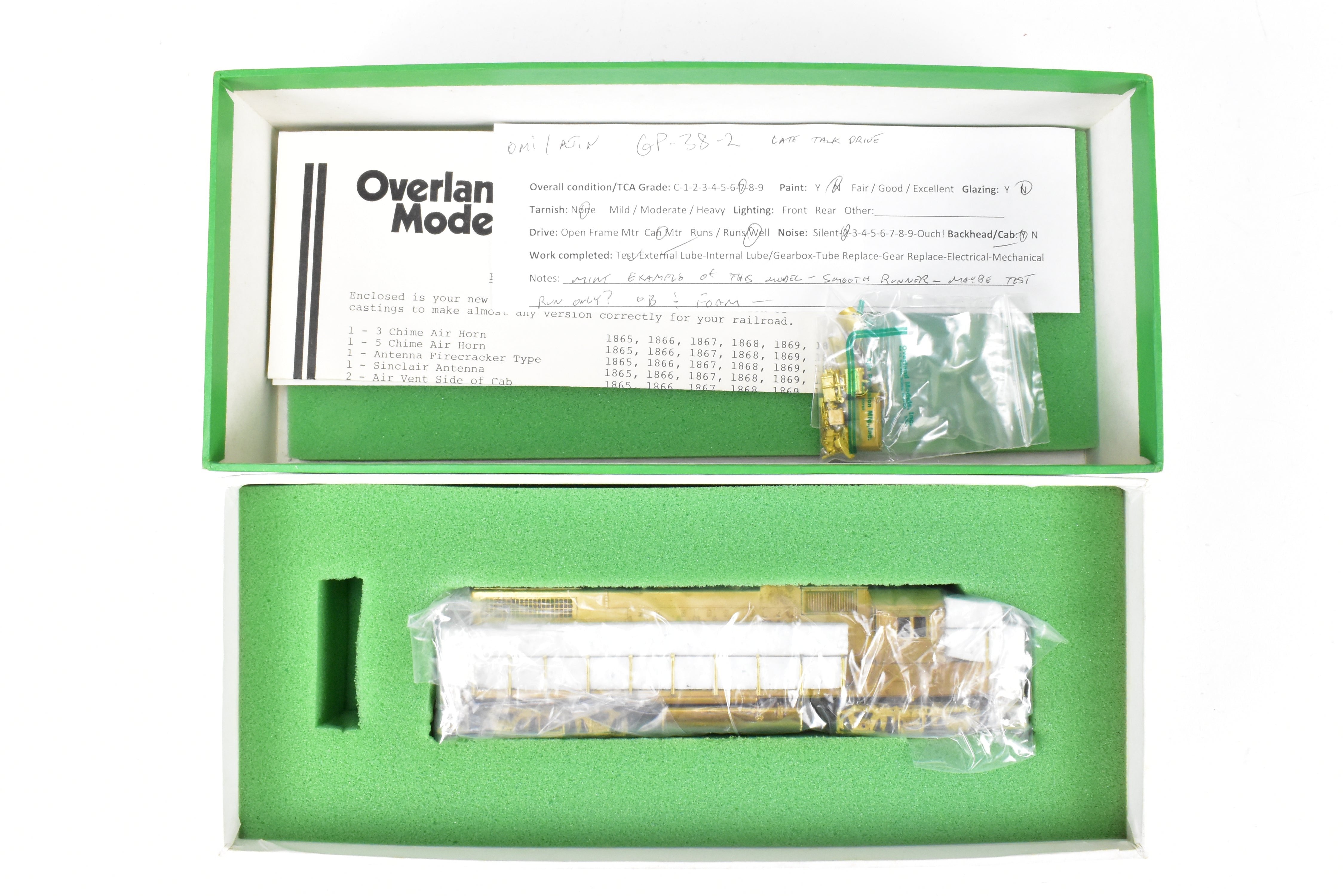 HO Brass OMI EMD GP38-2 Non-Dynamic Brake Model with Minor Tarnish, Wrong Box