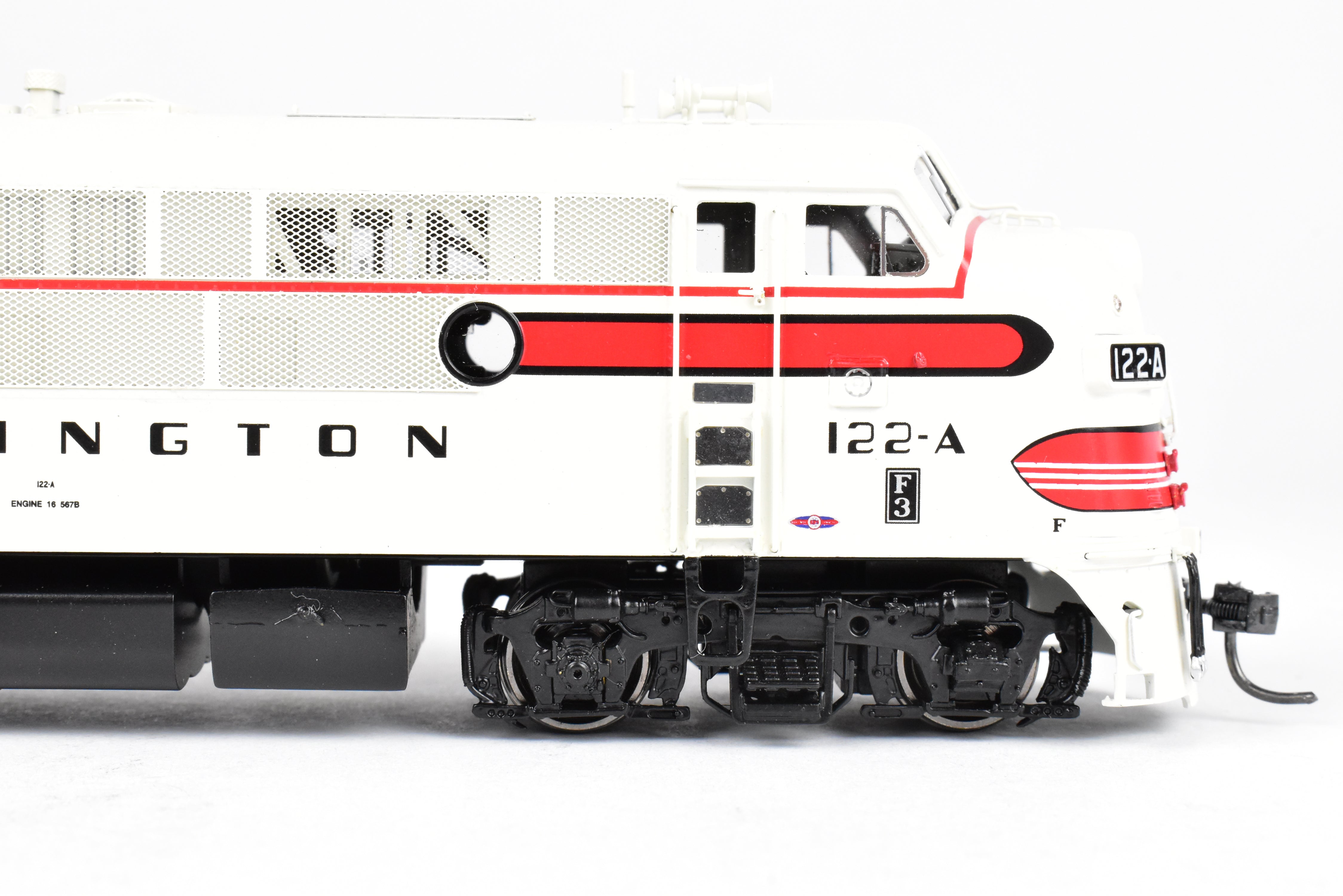 HO Scale Brass DVP Division Point EMD F3 A/A Set Factory Painted 122 - A/124 - D