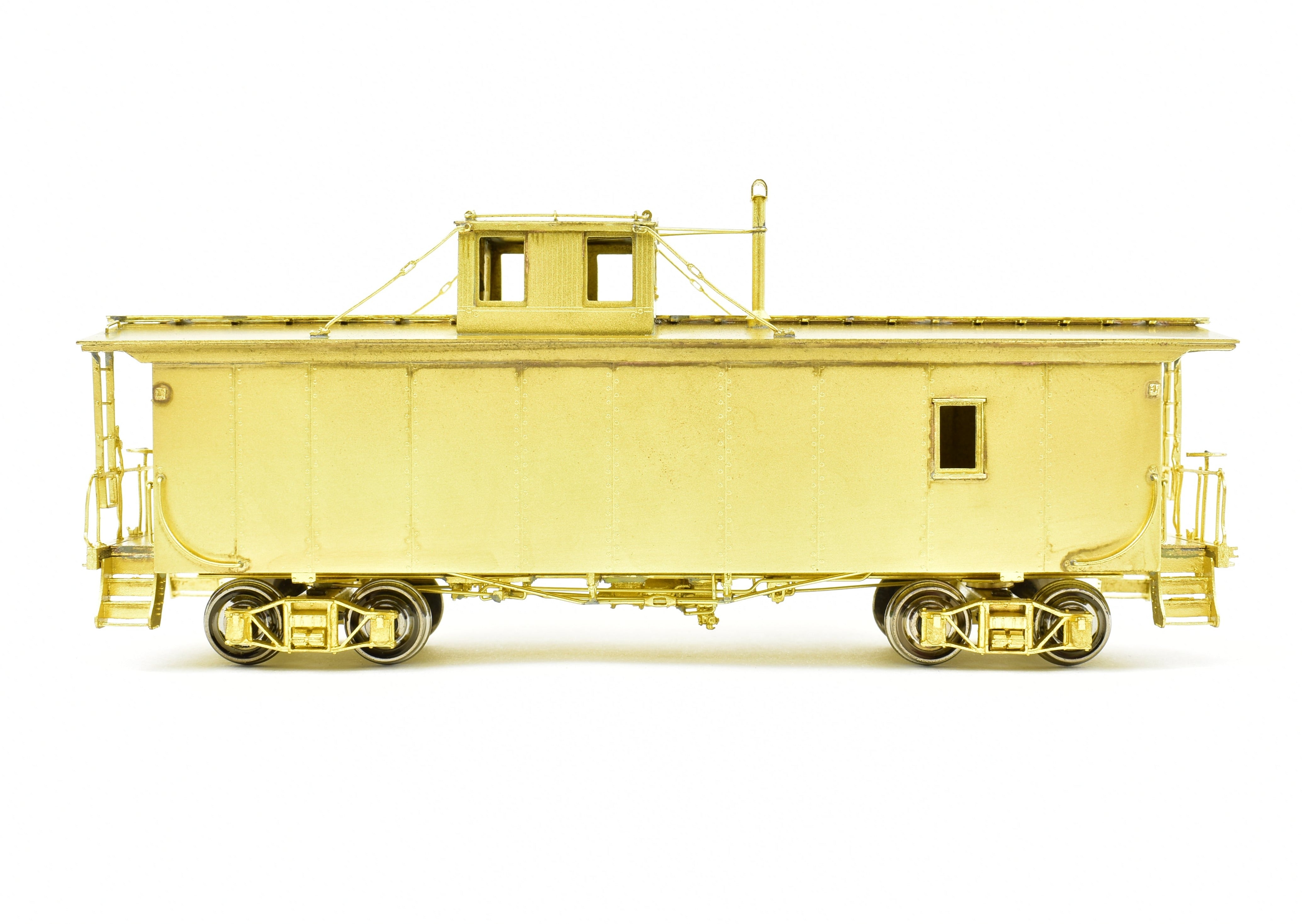 HO Brass OMI Overland Models Soo Line Wood Sheath Caboose with Two Side Windows