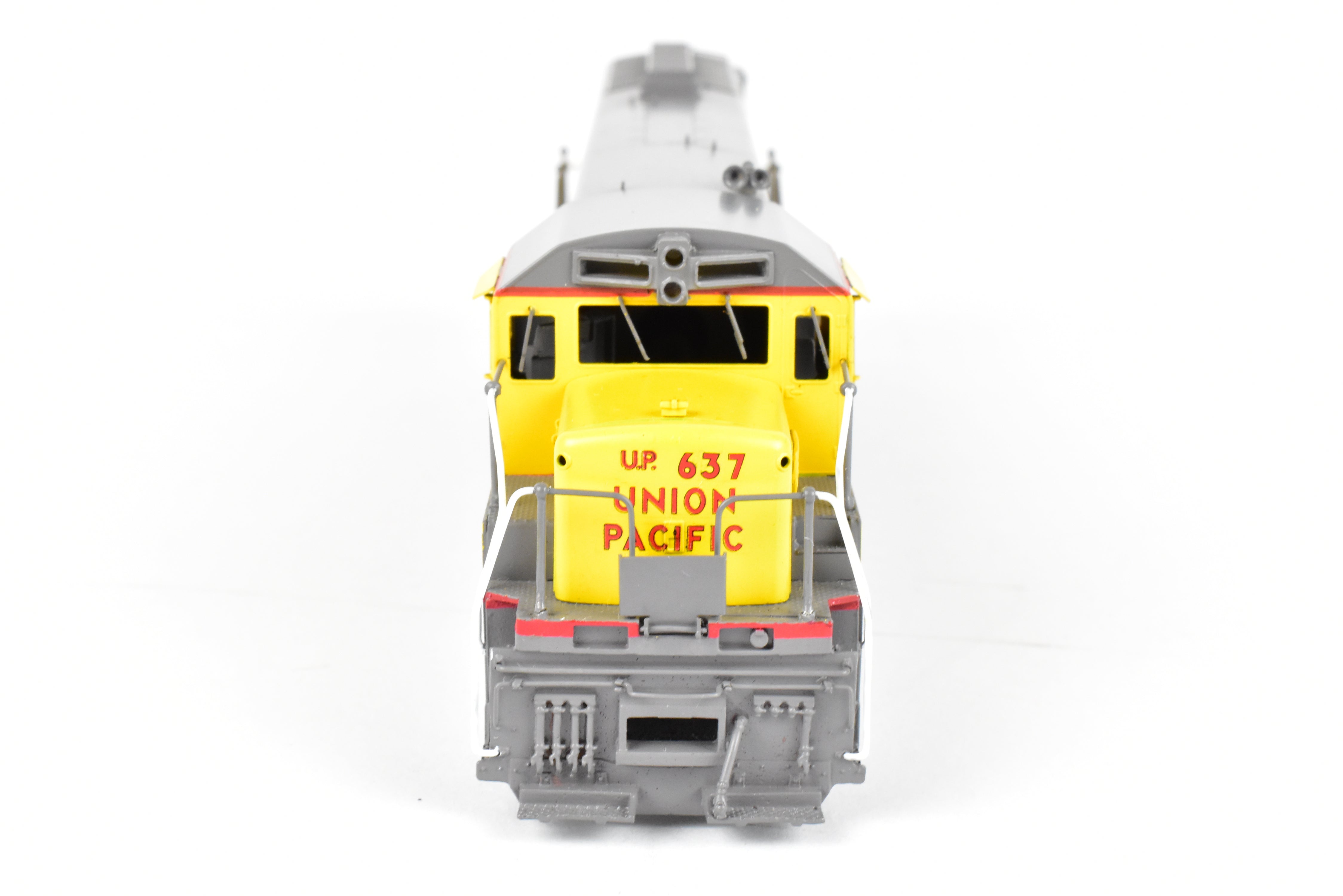 HO Scale Brass Model Train - Union Pacific GE U25B 2500 HP Low Hood (Intermediate) - Oriental Limited Edition, FP No. 637