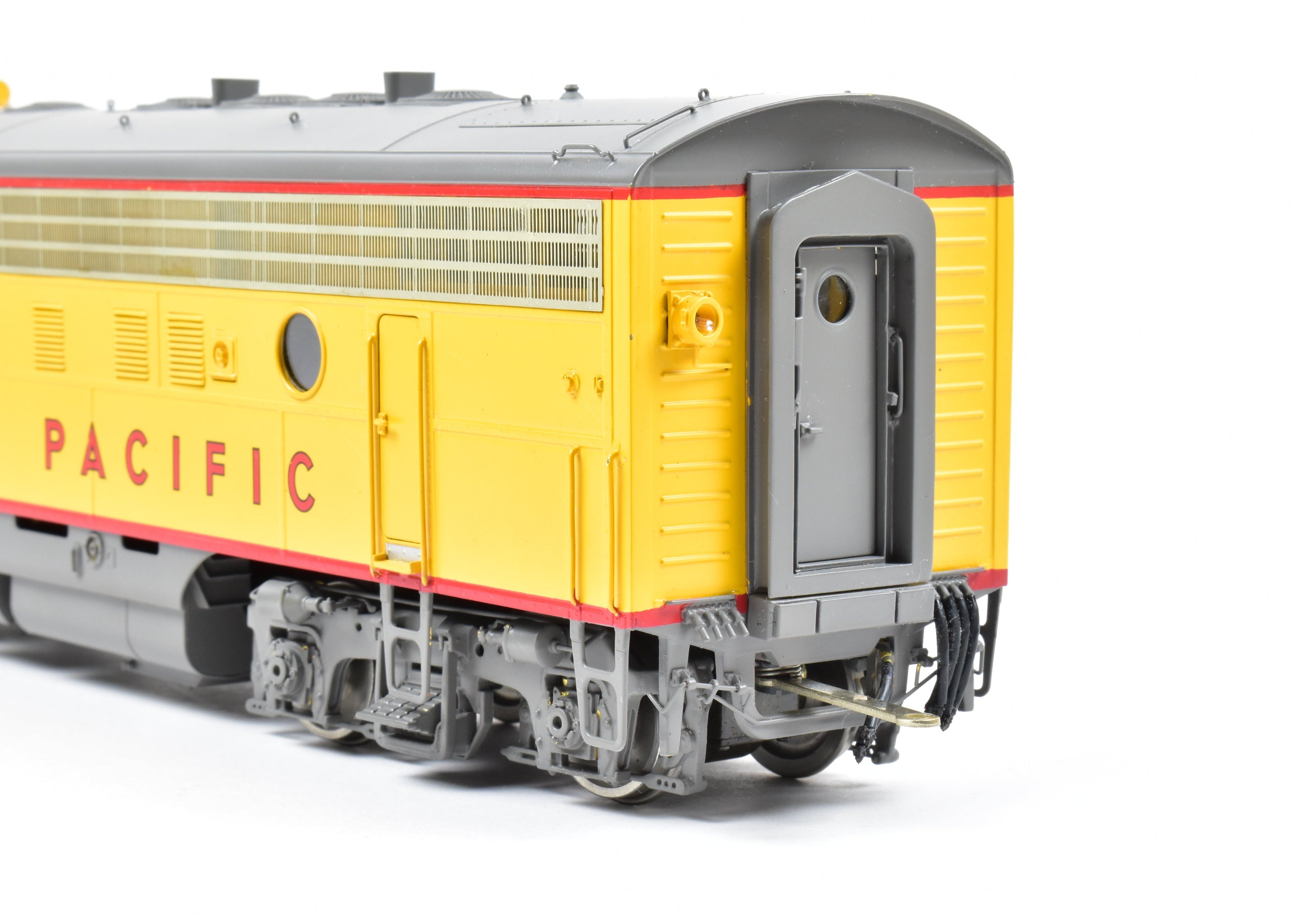 O Scale Brass Key Imports Union Pacific EMD F - 7A/B Locomotive Set with Factory Painting, Model No. 1468 & 1468B