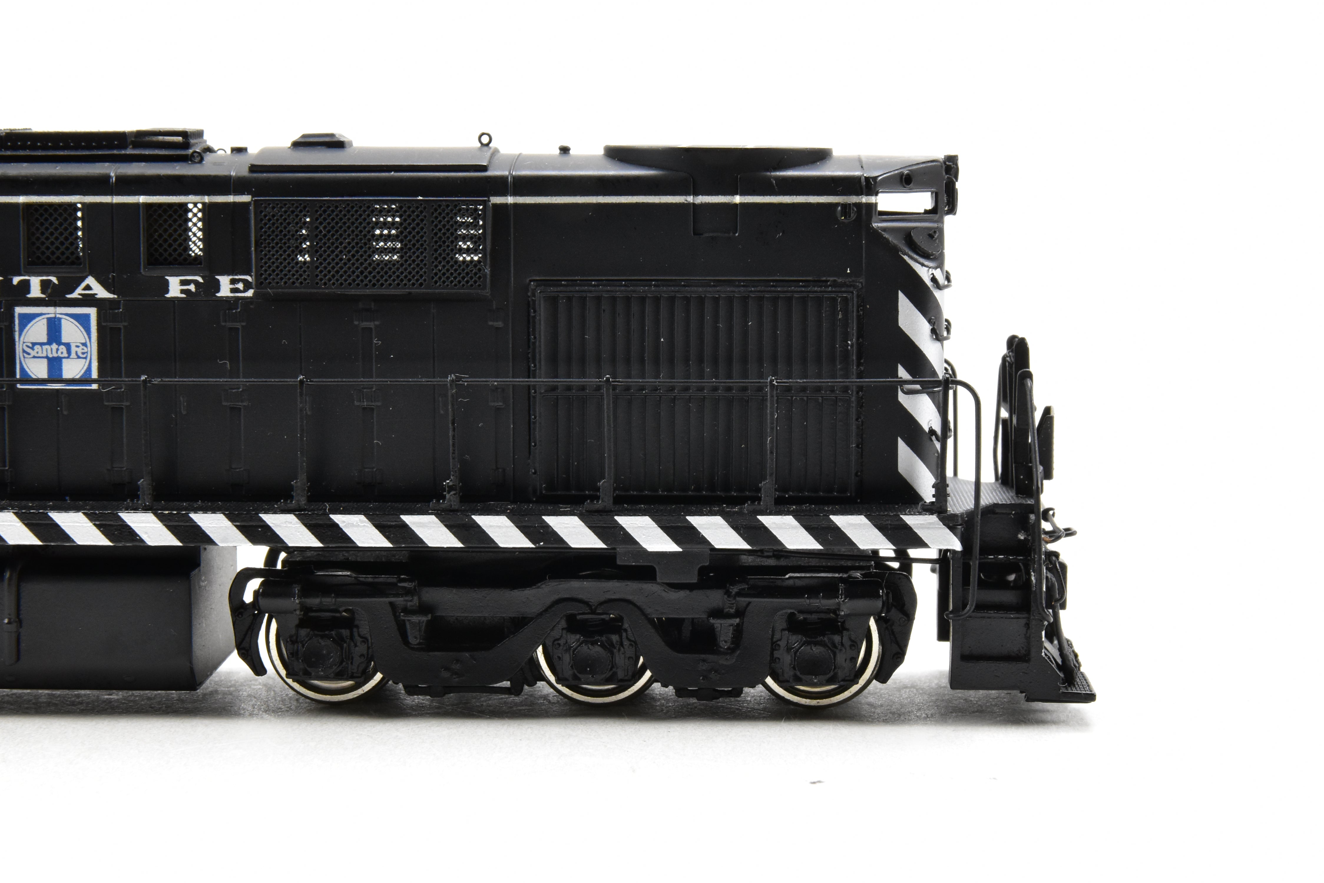 HO Scale Brass Model Train Imported by Brass Key Imports - ATSF Santa Fe RSD - 15 (DL - 600B) Low - Hood Custom Series #69 Factory - Painted But Un - Numbered Model