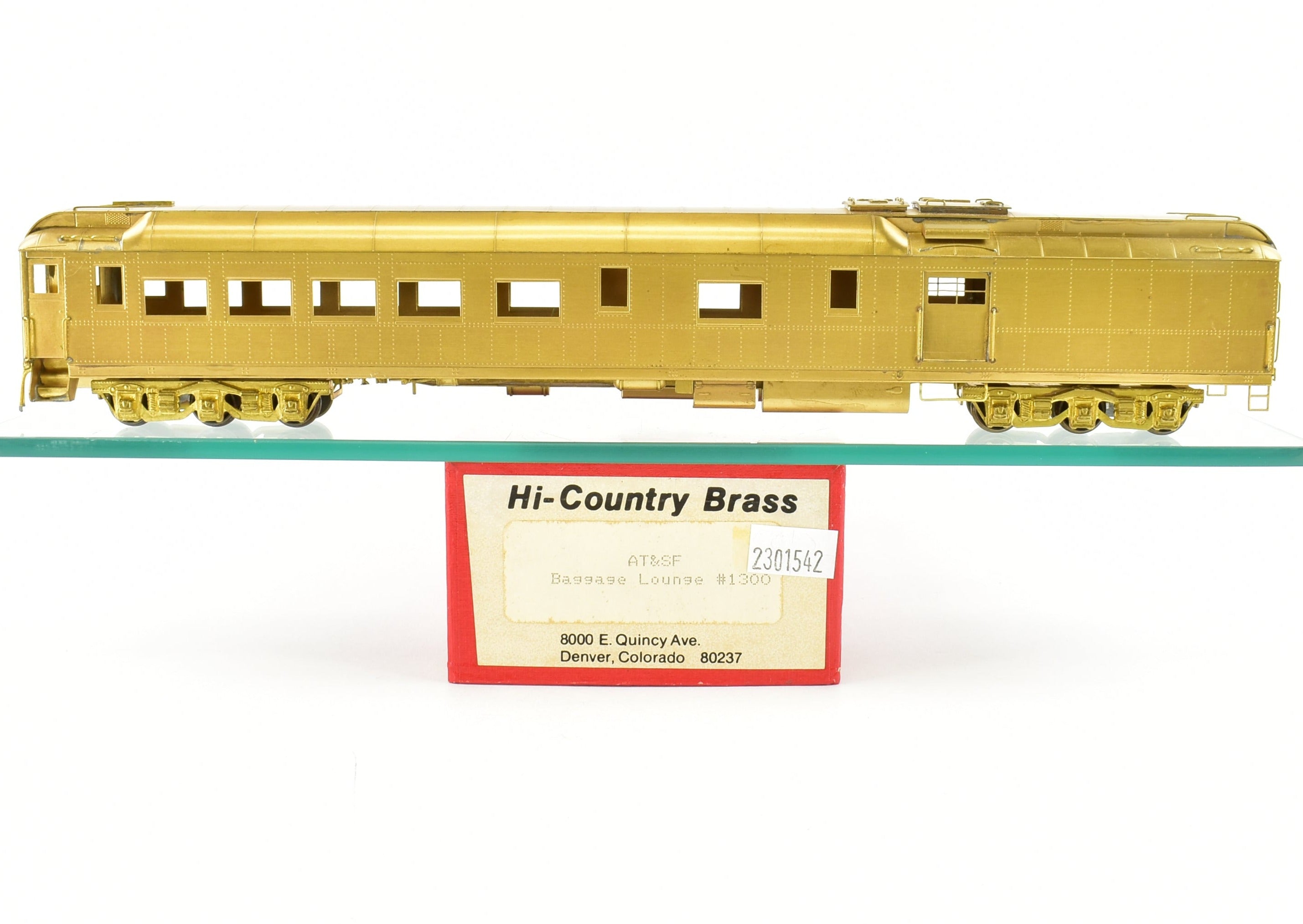 HO Scale Brass Model of Hi - Country Brass ATSF - Santa Fe Heavyweight Baggage Lounge Car #1300