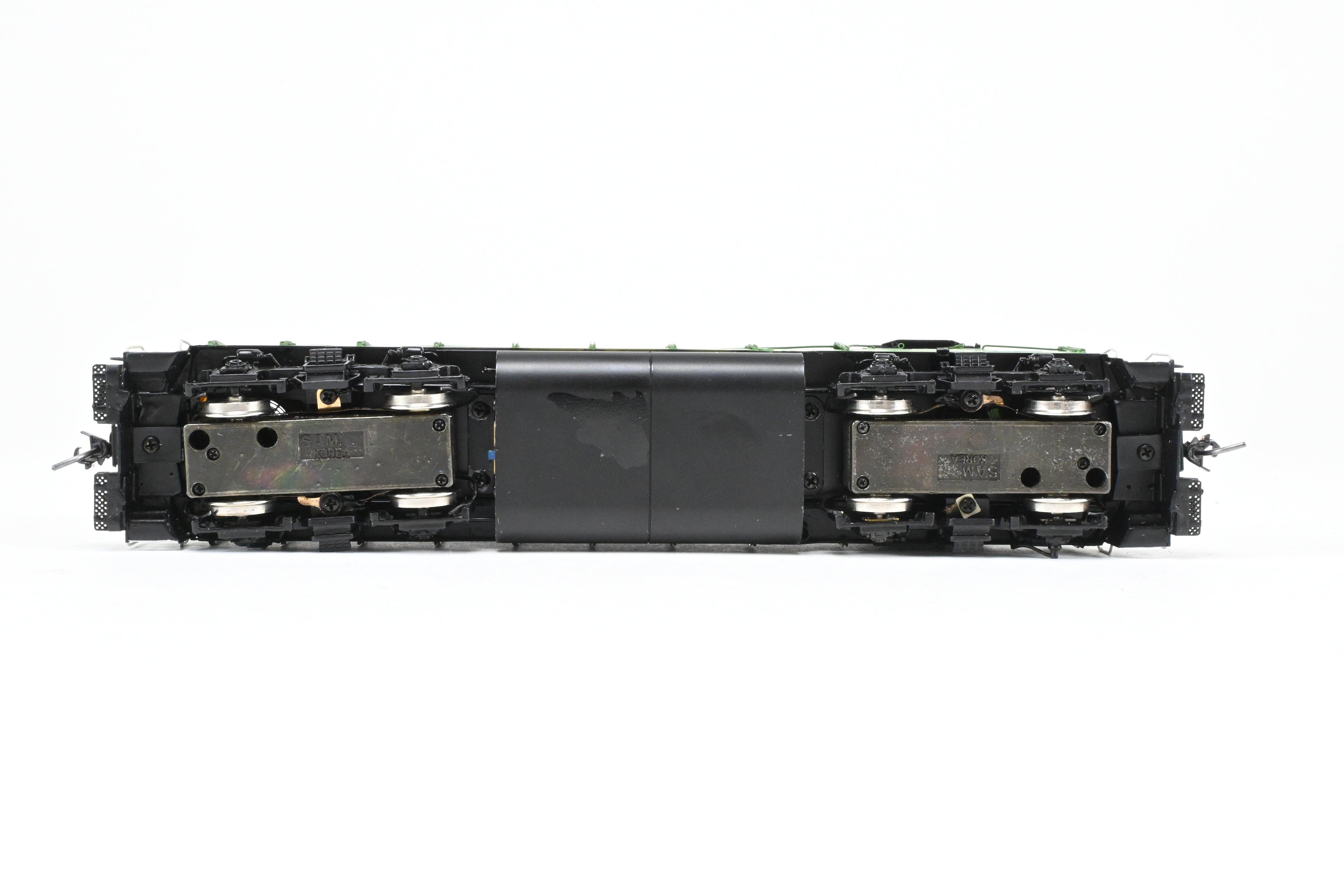 HO Scale Brass Cylinder - Challenger Imports Burlington Northern EMD GP30 Phase II Freight Model in Replacement Box