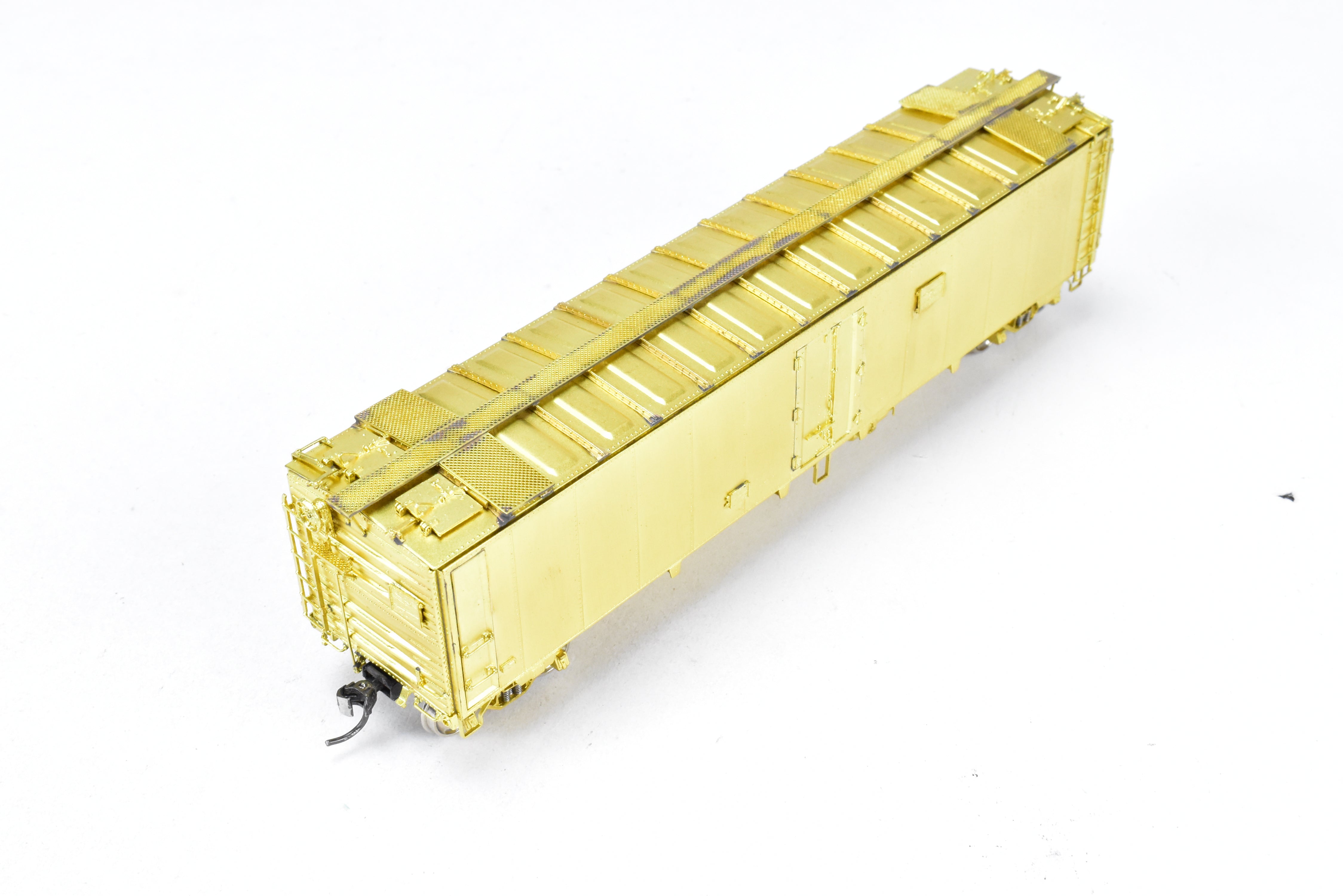 HO Scale Brass Model of ATSF - Santa Fe SFRD RR - 42 Class 50 - Foot Ice Bunker Steel Refrigerator Car by Overland Models, Inc. (OMI)