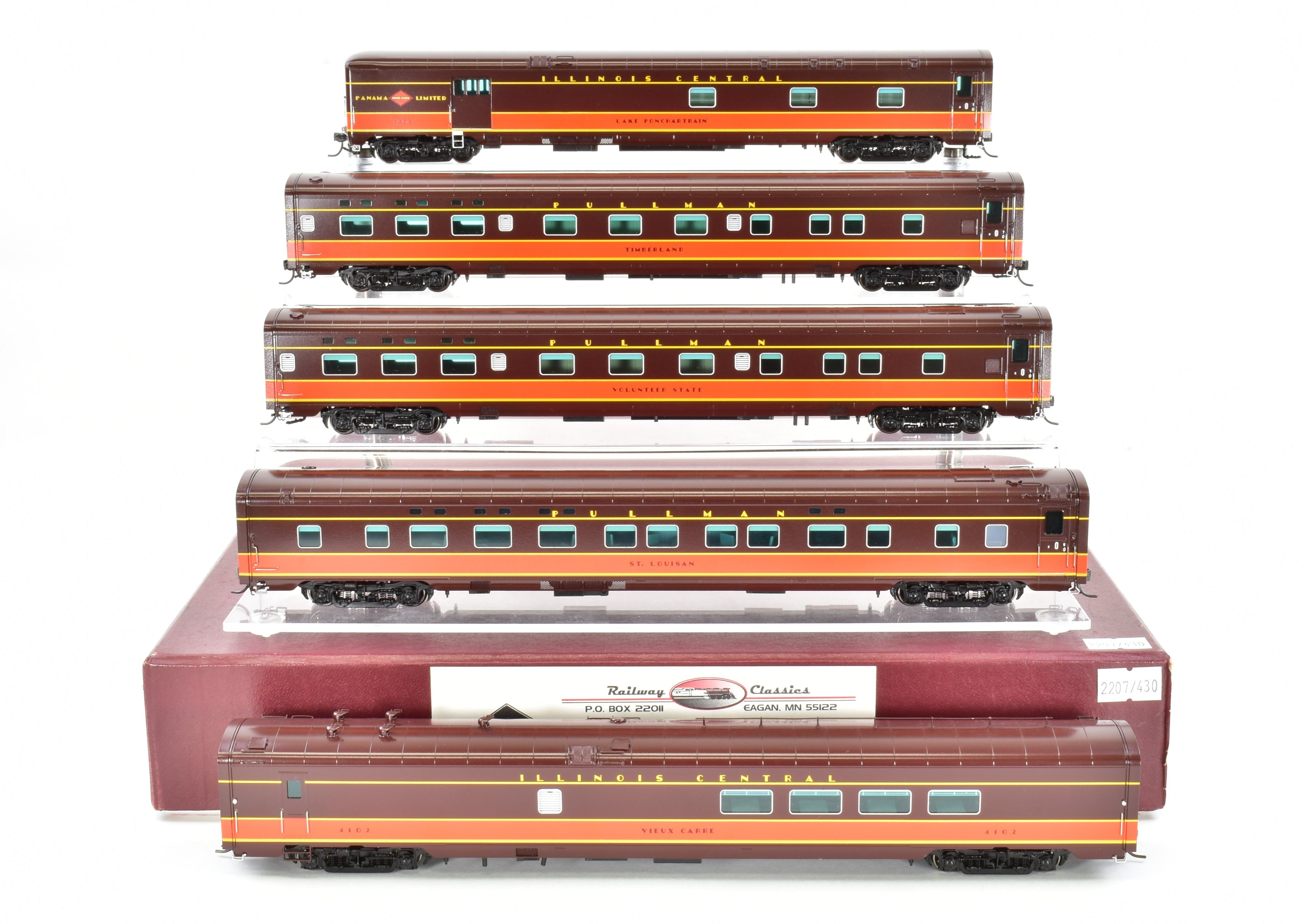 HO Scale Brass Model Train Set - Railway Classics Illinois Central 1942 Panama Limited 10-Car Set with EMD E6 AA Set F/P, Featuring ESU DCC & Sound System