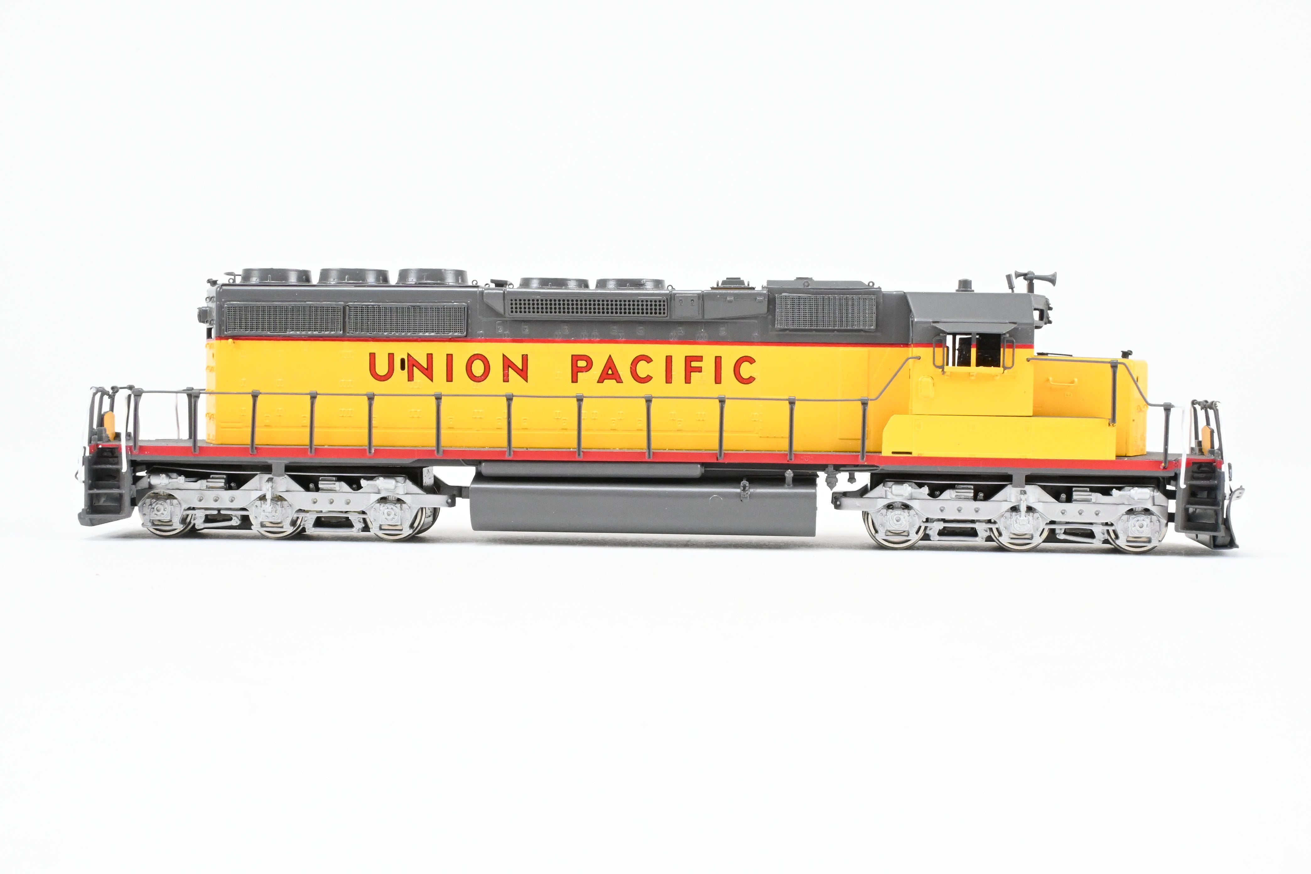 HO Scale Brass E&P Associates Union Pacific EMD SD40-2 Phase IIb Freight Locomotive Model without Number Lettering