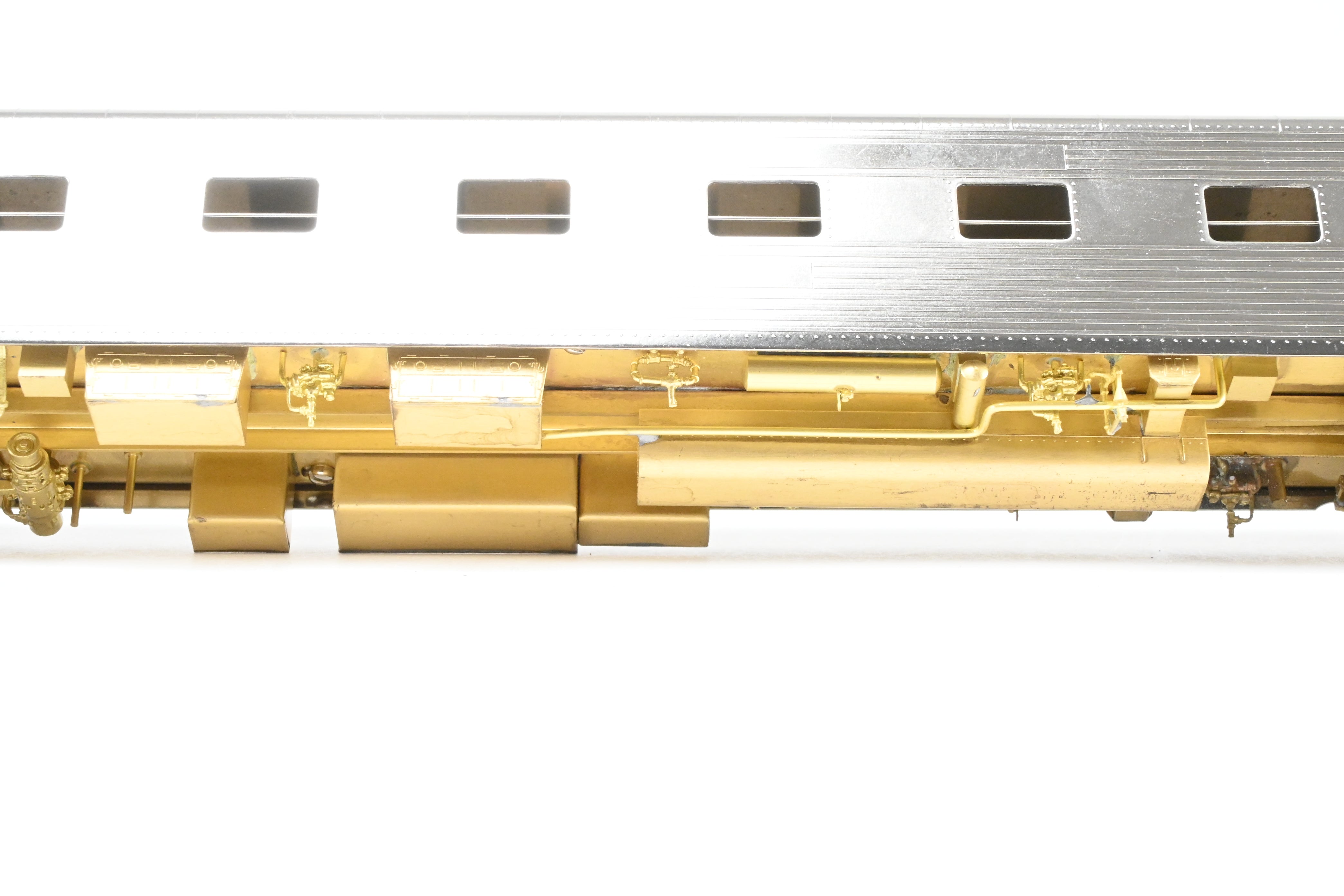HO Scale Brass Cascade AT&SF - Santa Fe ACF Regal 4-4-2 Deskirted Sleeper Model