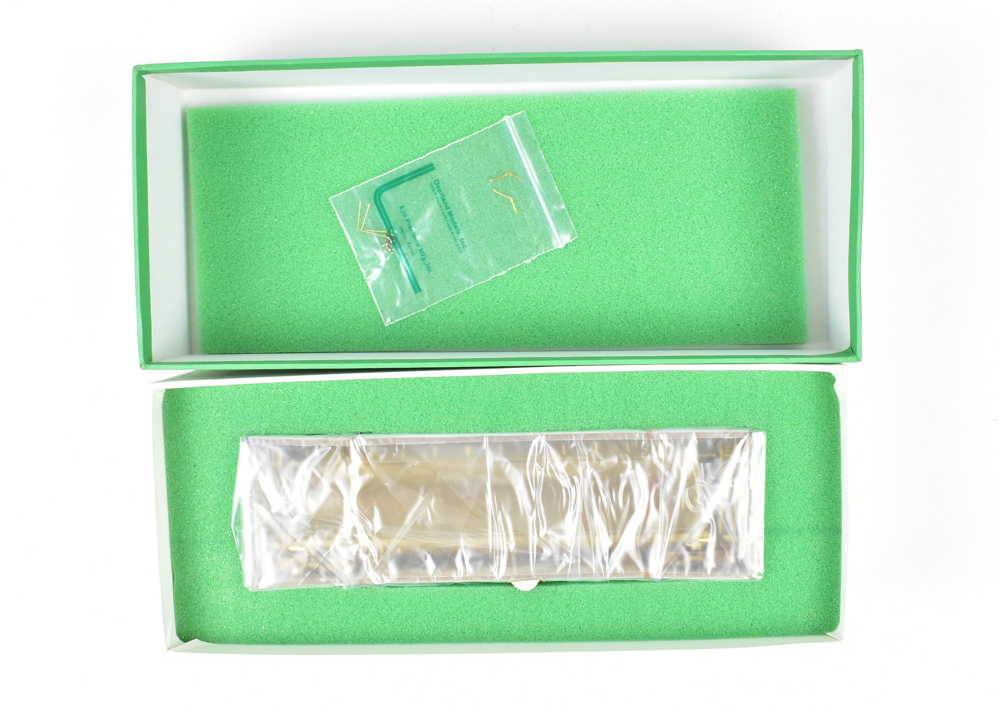 Brand New HO Brass OMI Union Pacific CH-90-5 Cylindrical Covered Hopper