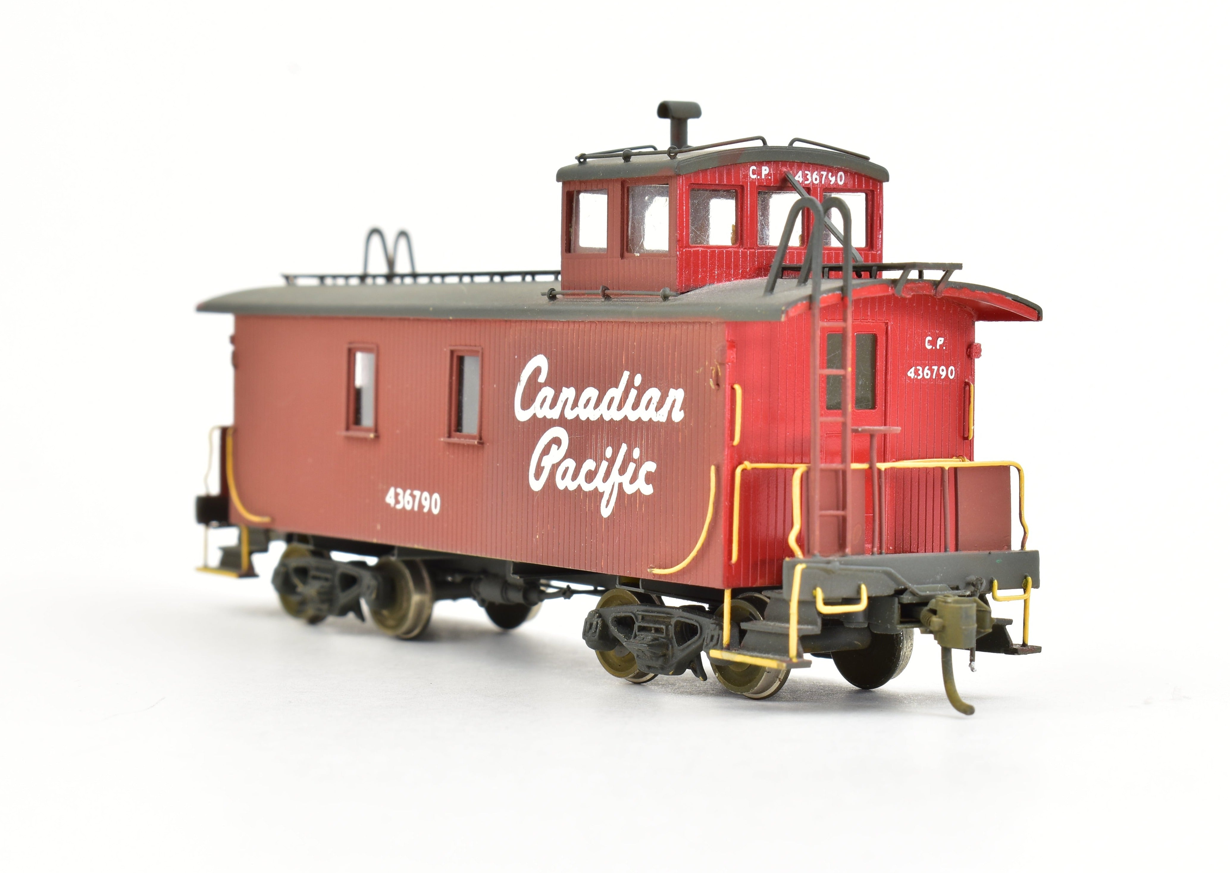 Custom Painted HO Brass Van Hobbies Canadian Pacific Railway Wood Sheathed Caboose