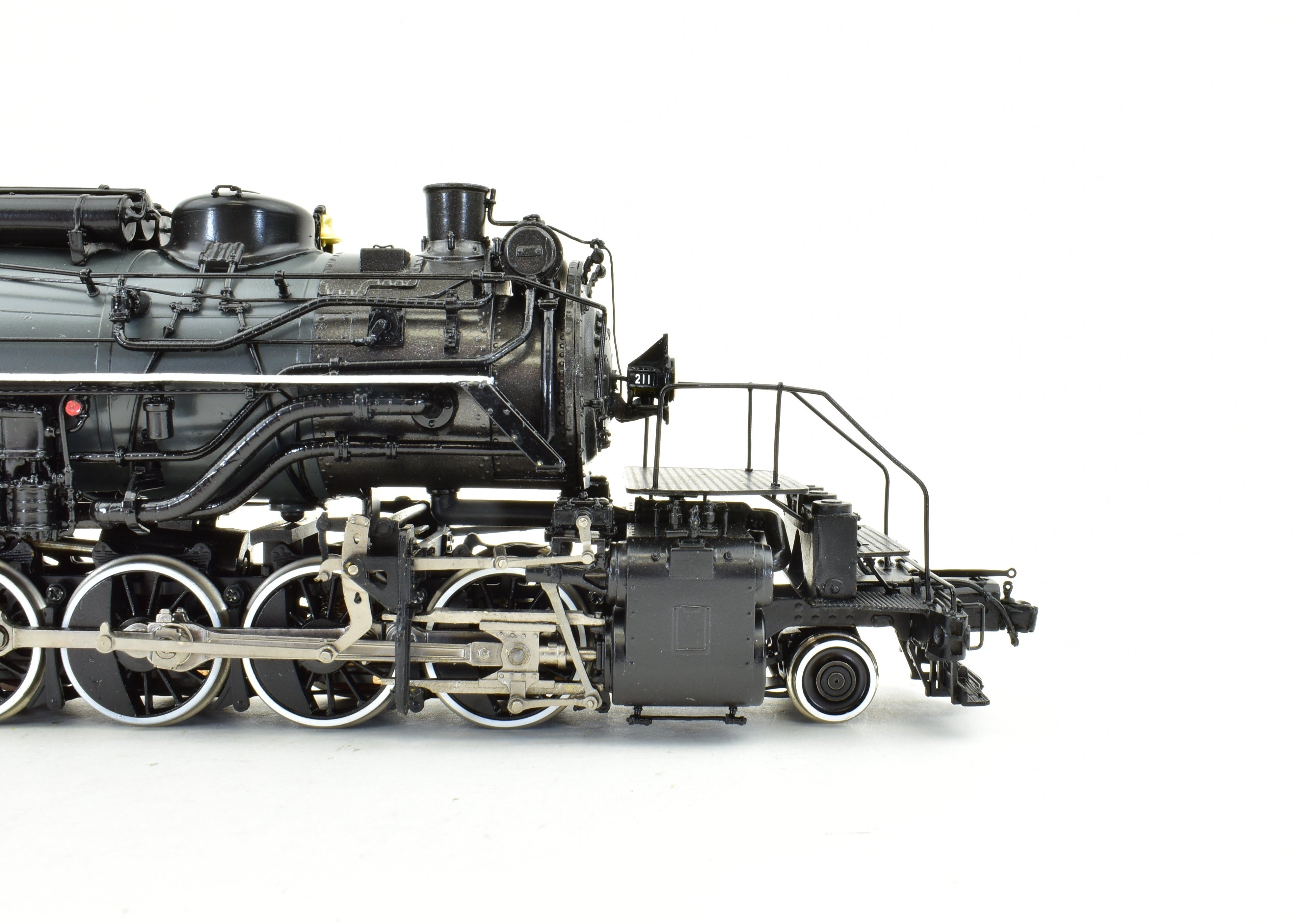 HO Scale Brass Steam Locomotive - Division Point (DVP) Duluth Missabe & Iron Range Class M - 2s 2 - 8 - 8 - 2 #211 with Grey Boiler Scheme and Factory Painted Finish