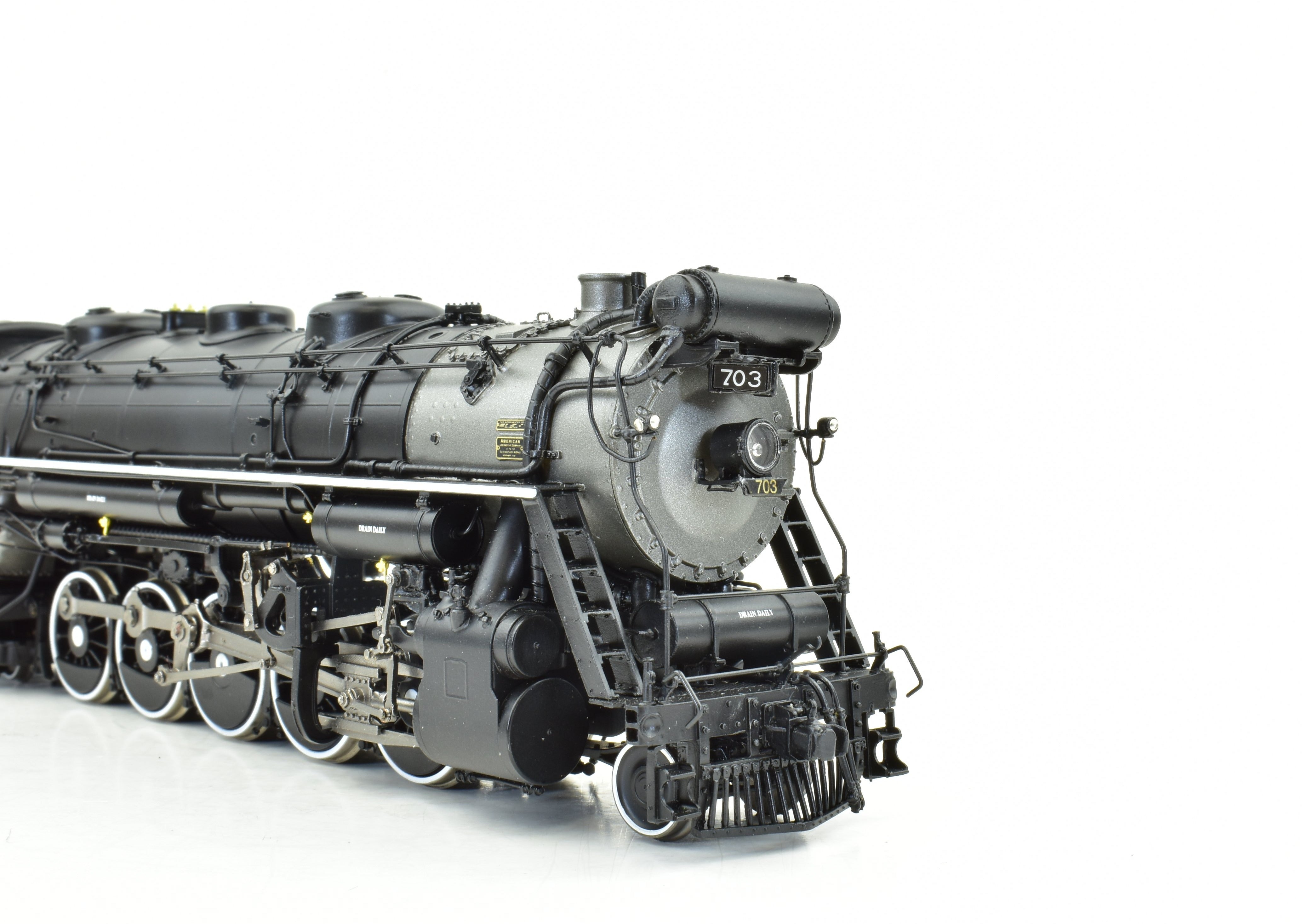HO Scale Brass Division Point CV Central Vermont T3a 2-10-4 FP #703 Model