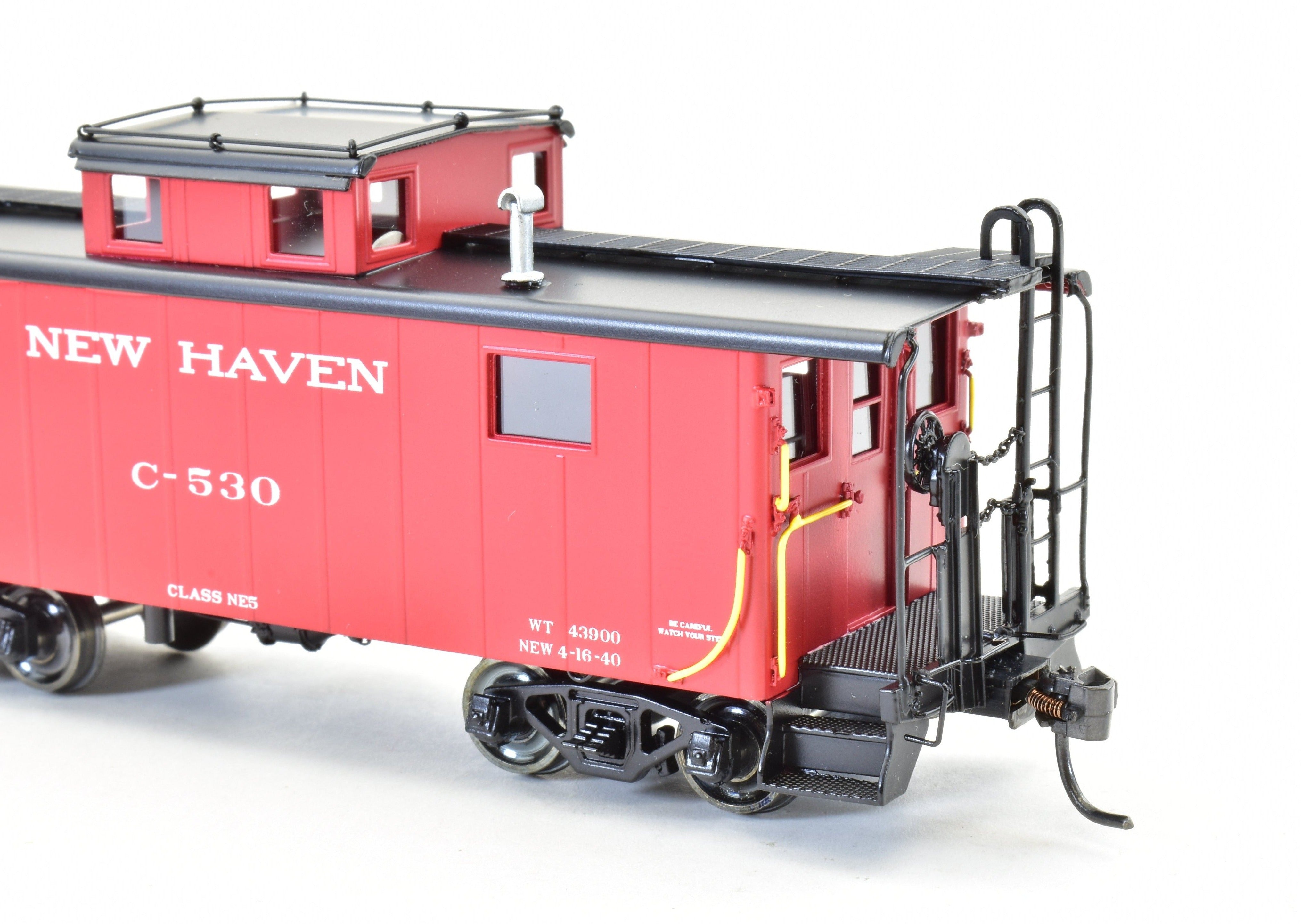 HO Scale Brass NH - New Haven NE - 5 Steel Caboose FP #C - 530 by OMI