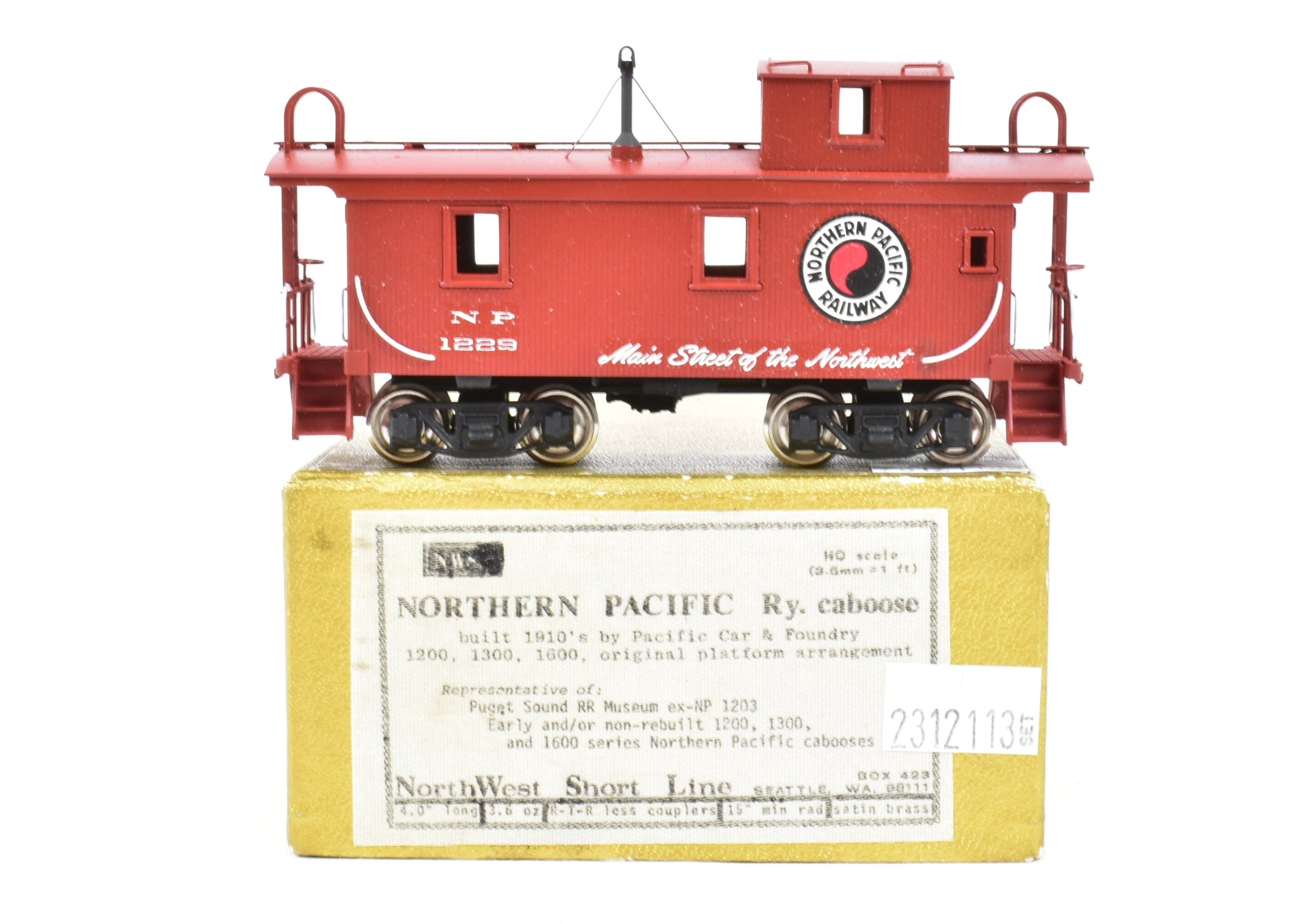Custom Painted HO Scale Brass Wood Caboose Model of Northwest Short Line and Northern Pacific Railroads