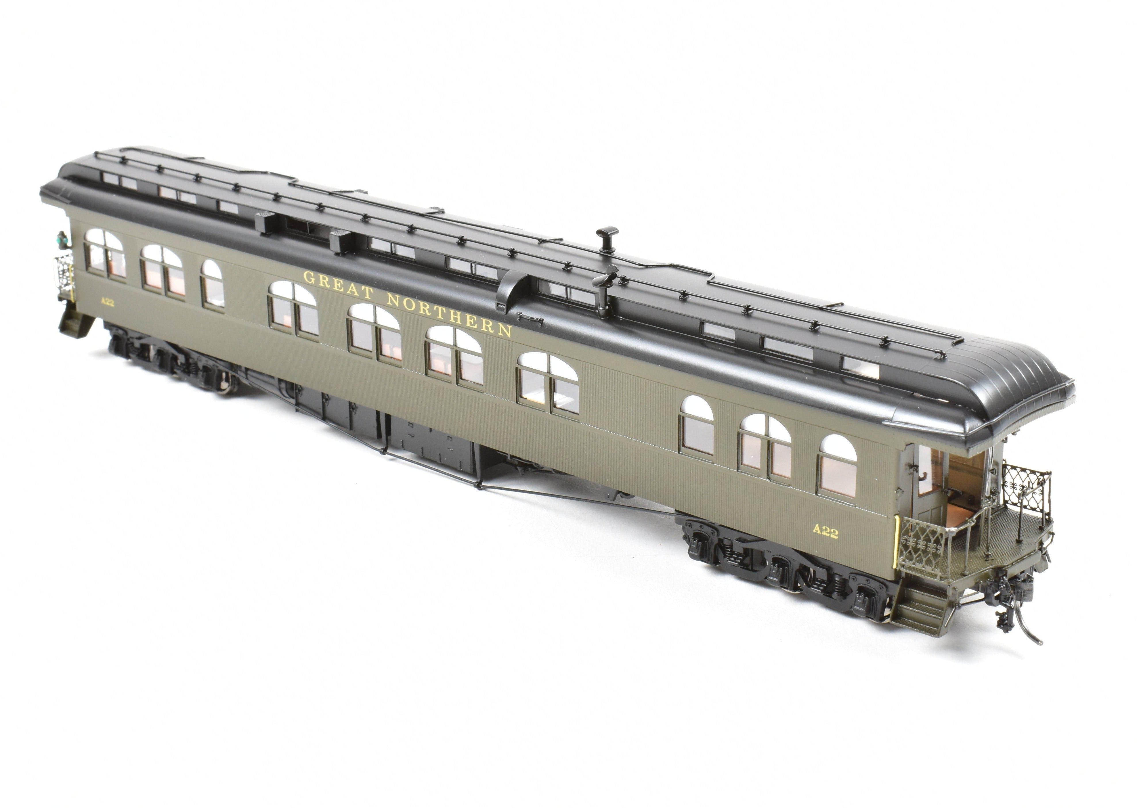 High - Quality HO Scale New Brass Model of North Bank Line (NBL) and Great Northern (GN) A22 Business Car with Wood Sides in Pullman Green for Model Train Enthusiasts
