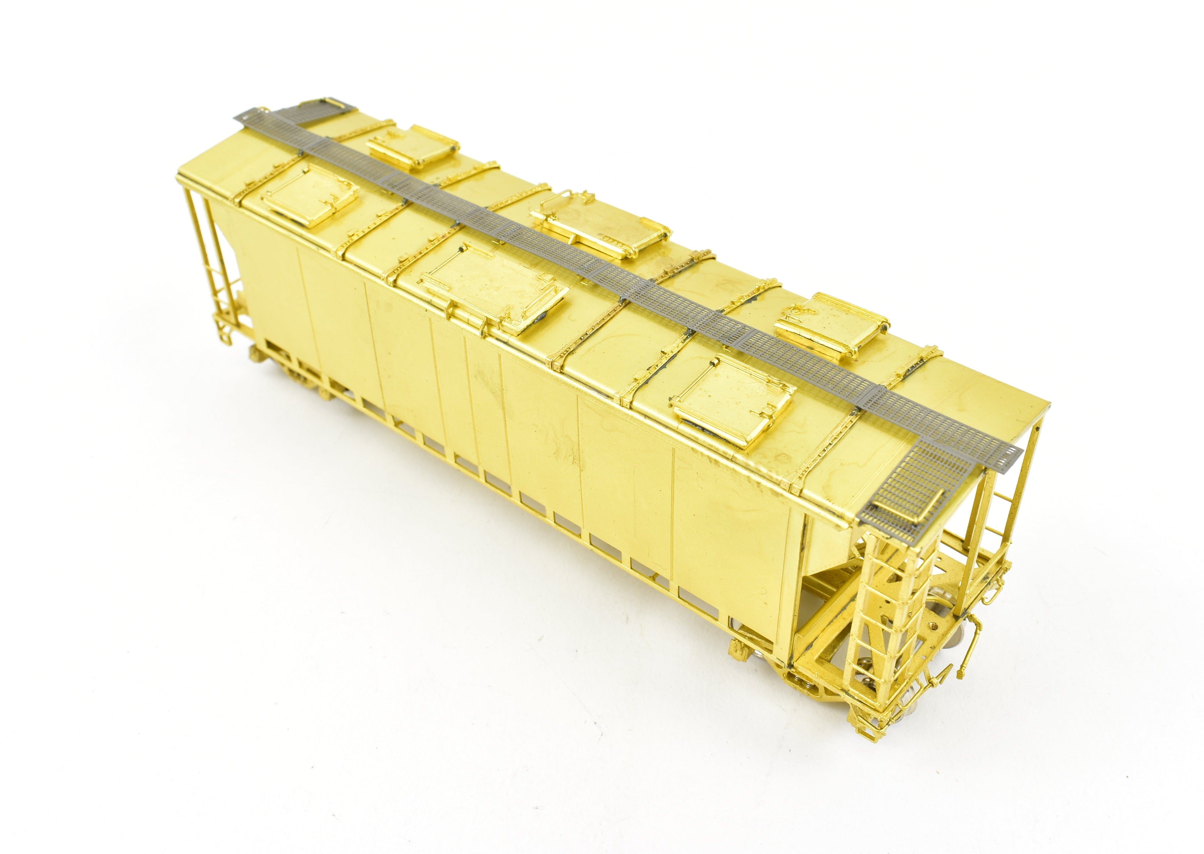 HO Scale Brass OMI - Overland Models, Inc. Canadian National Railway (CNR) Slab Side Covered Hopper Model Train Car