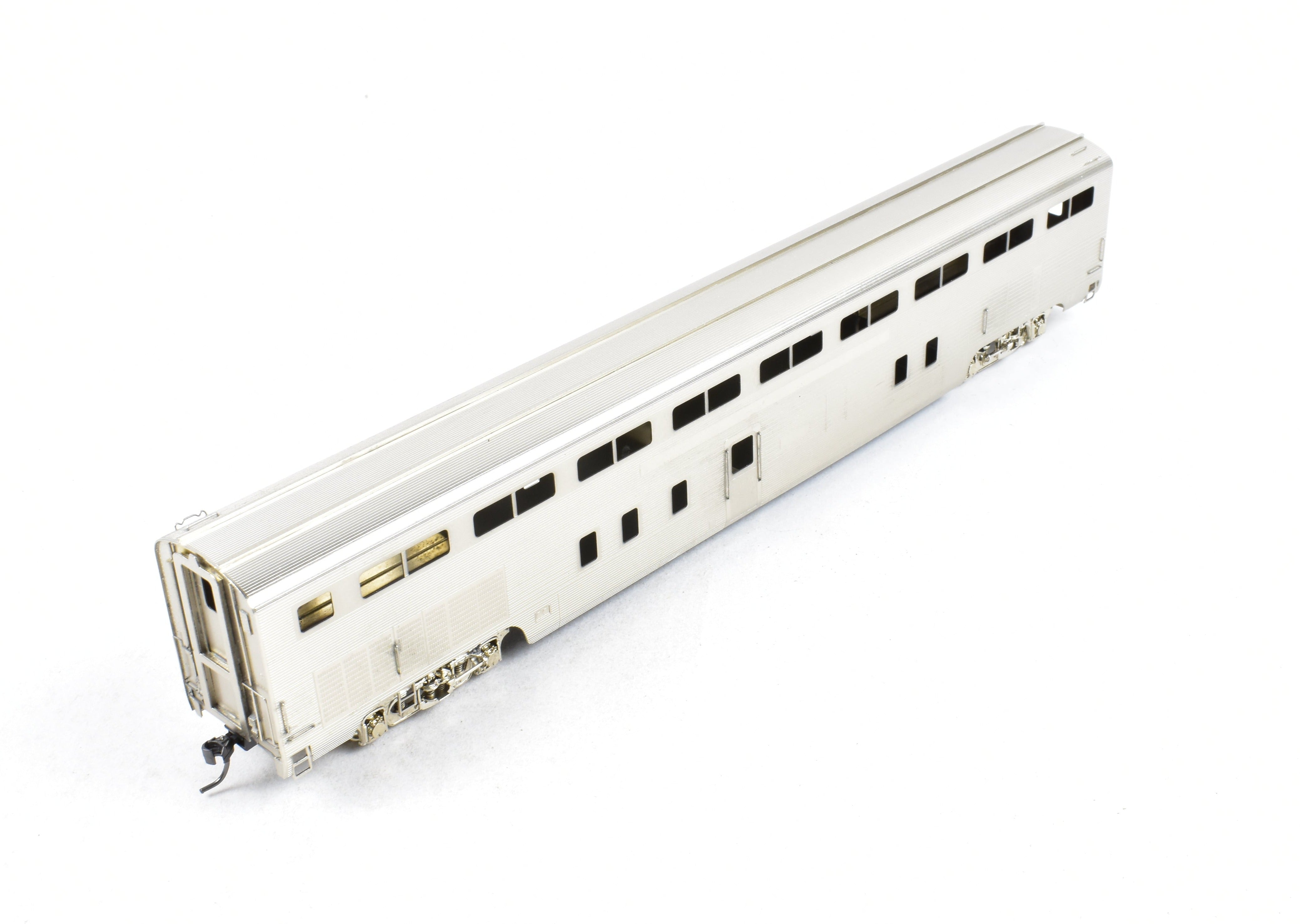 HO Scale Brass Hallmark Models ATSF - Santa Fe High - Level Transition Chair Car of the 528 Series for Model Railroading