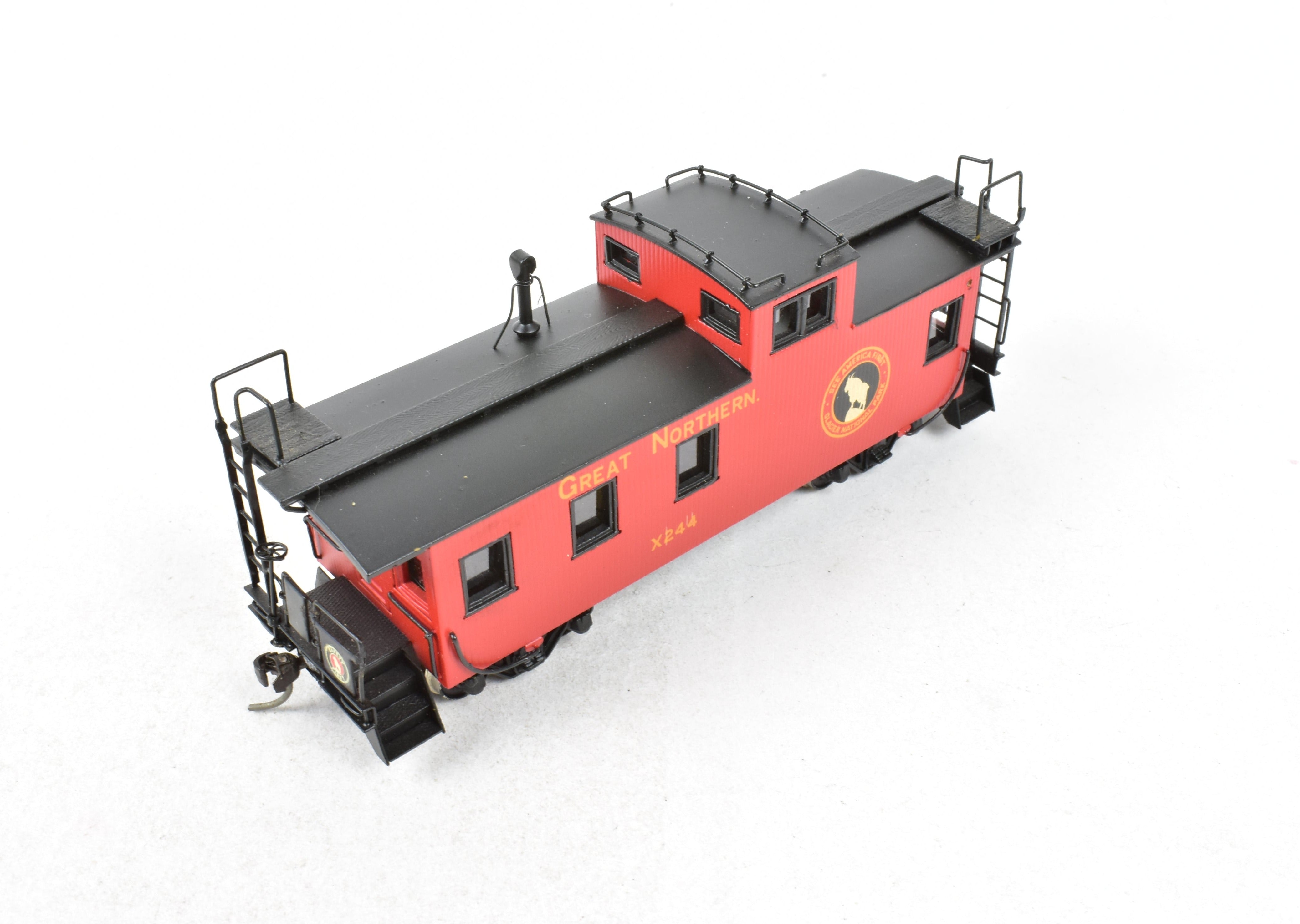 HO Scale Brass 30' Wood Sides Caboose Model by Overland Models, Inc. (OMI) for Great Northern with Incorrect Original Box