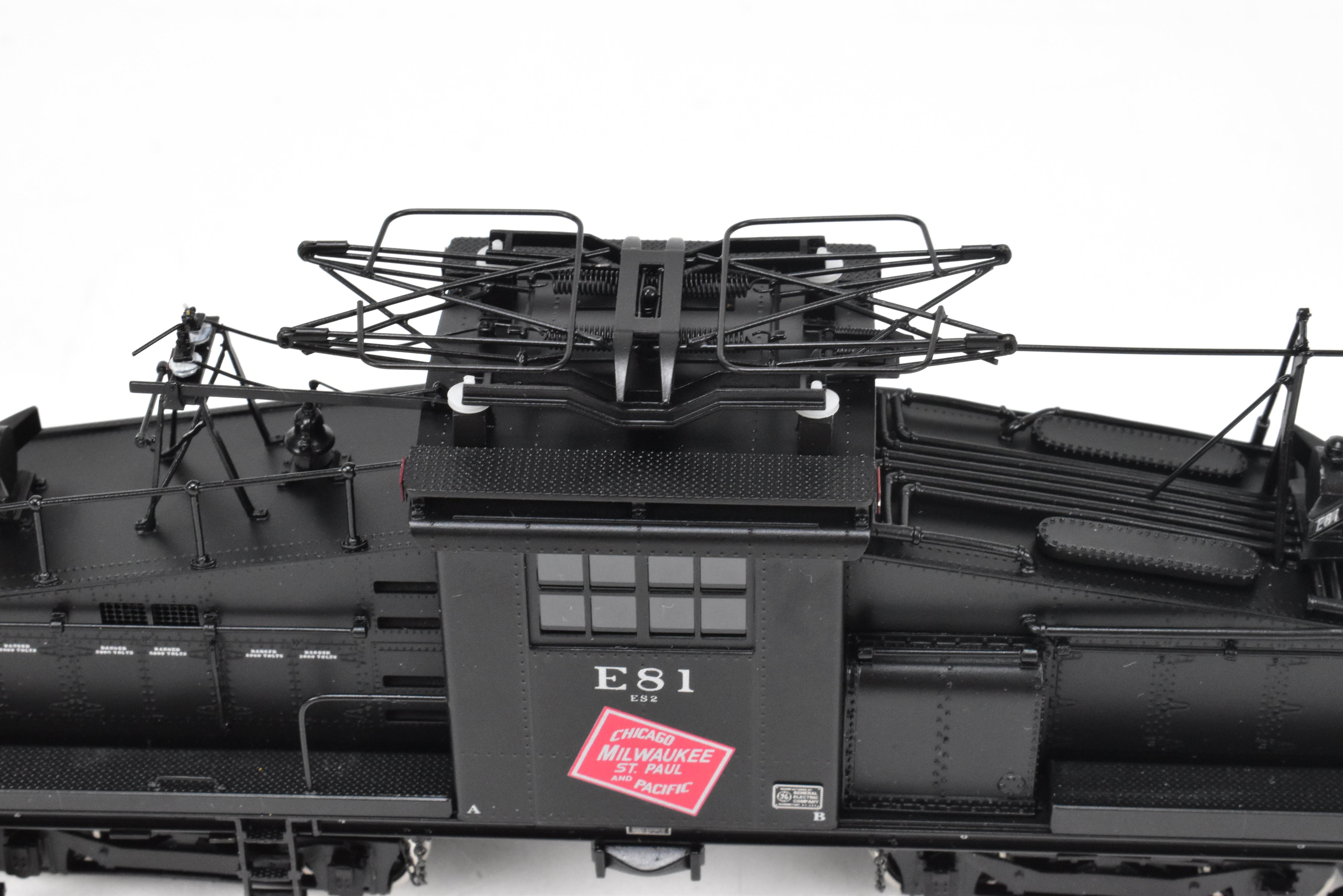 HO Scale Brass Model Train - Overland Models Inc. Milwaukee Road ES - 2 Electric Switcher F/P in Black Color, DCC Ready with New NWSL Gears, Numbered #E81