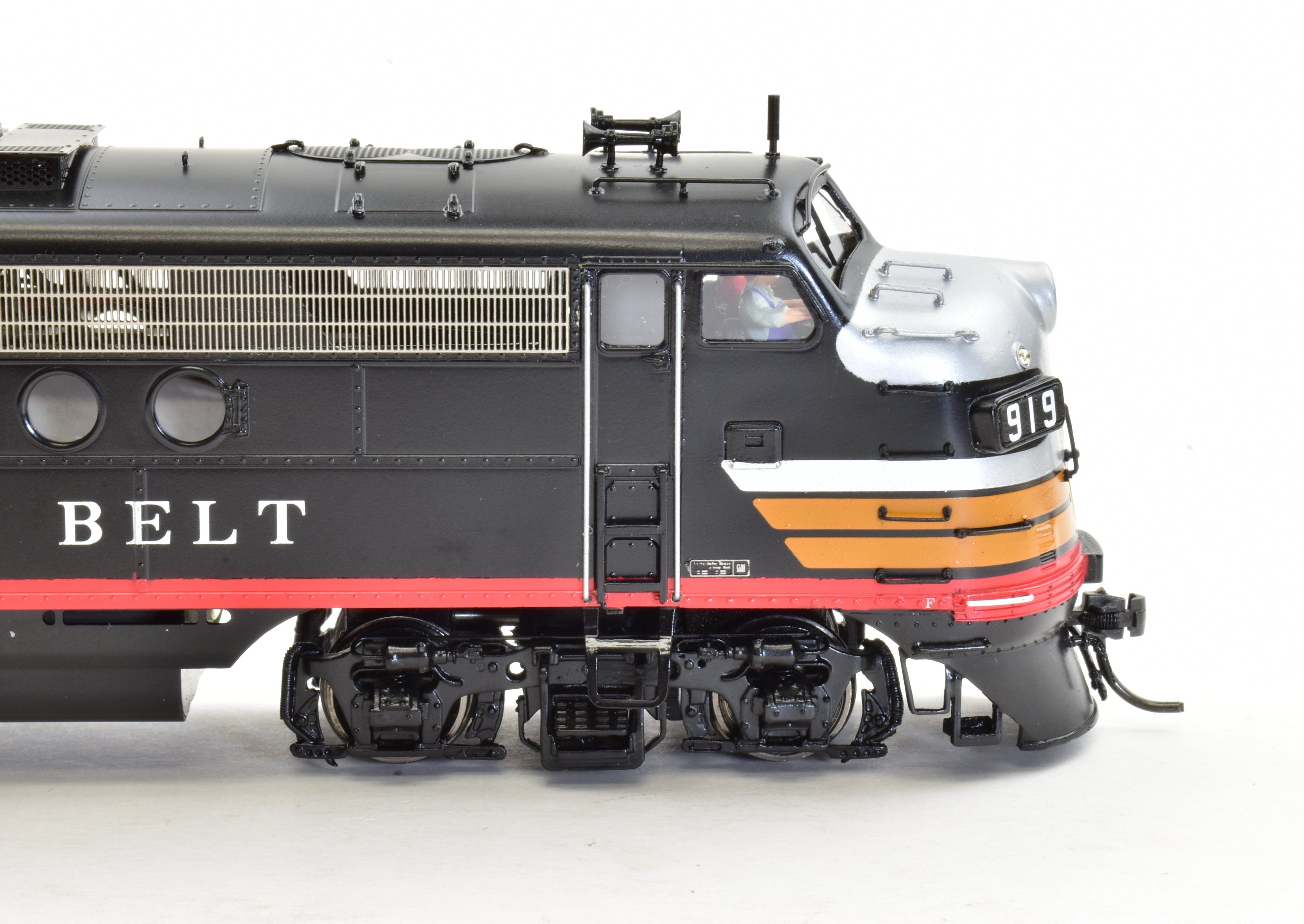 High - Quality HO Scale Brass Division Point DVP Model - Cotton Belt EMC FTA/B Set with Factory Painting