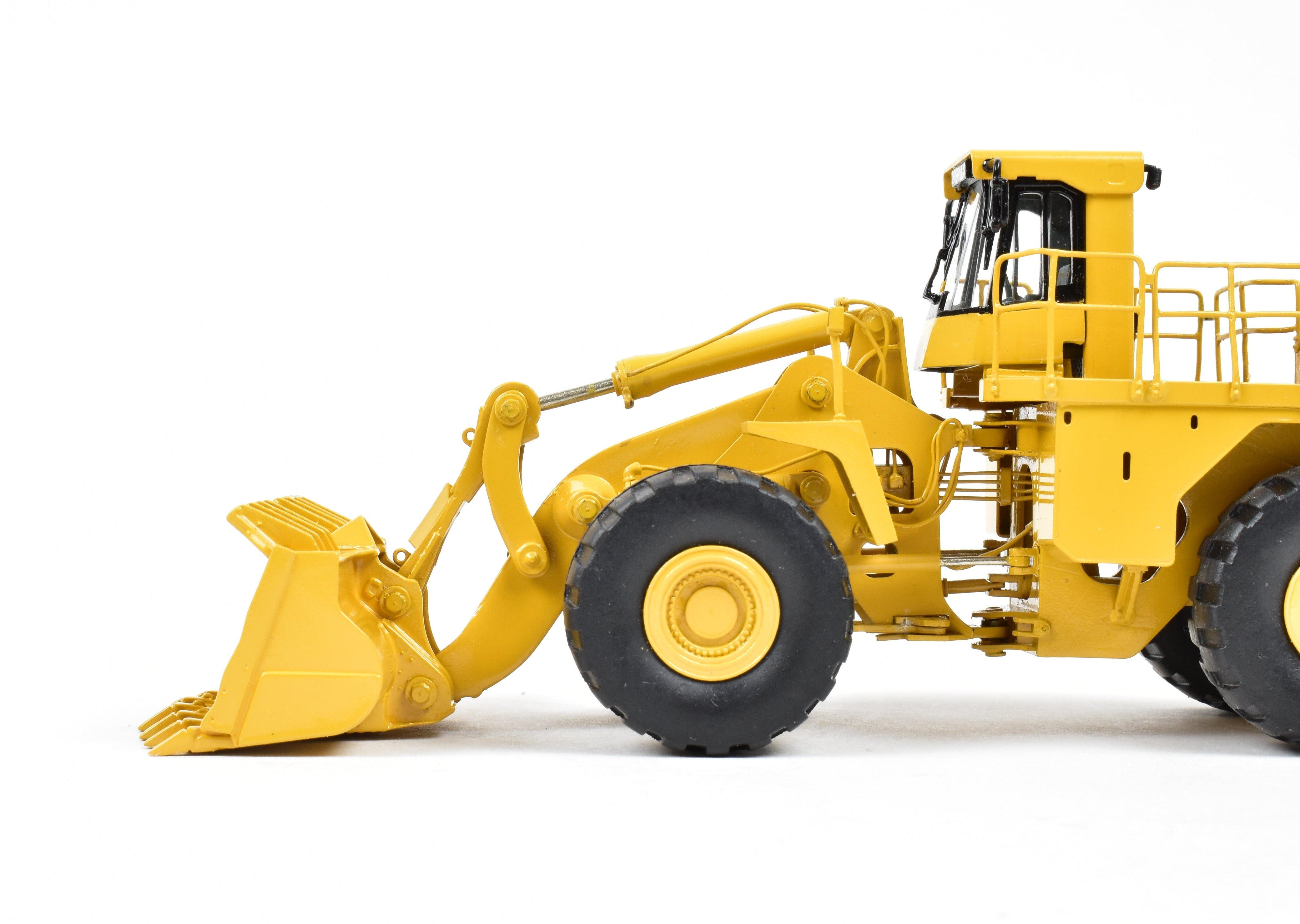 High - Quality HO Scale Brass Construction Model - Caterpillar Classic Collection Cat 992G Wheel Loader FP from Korea