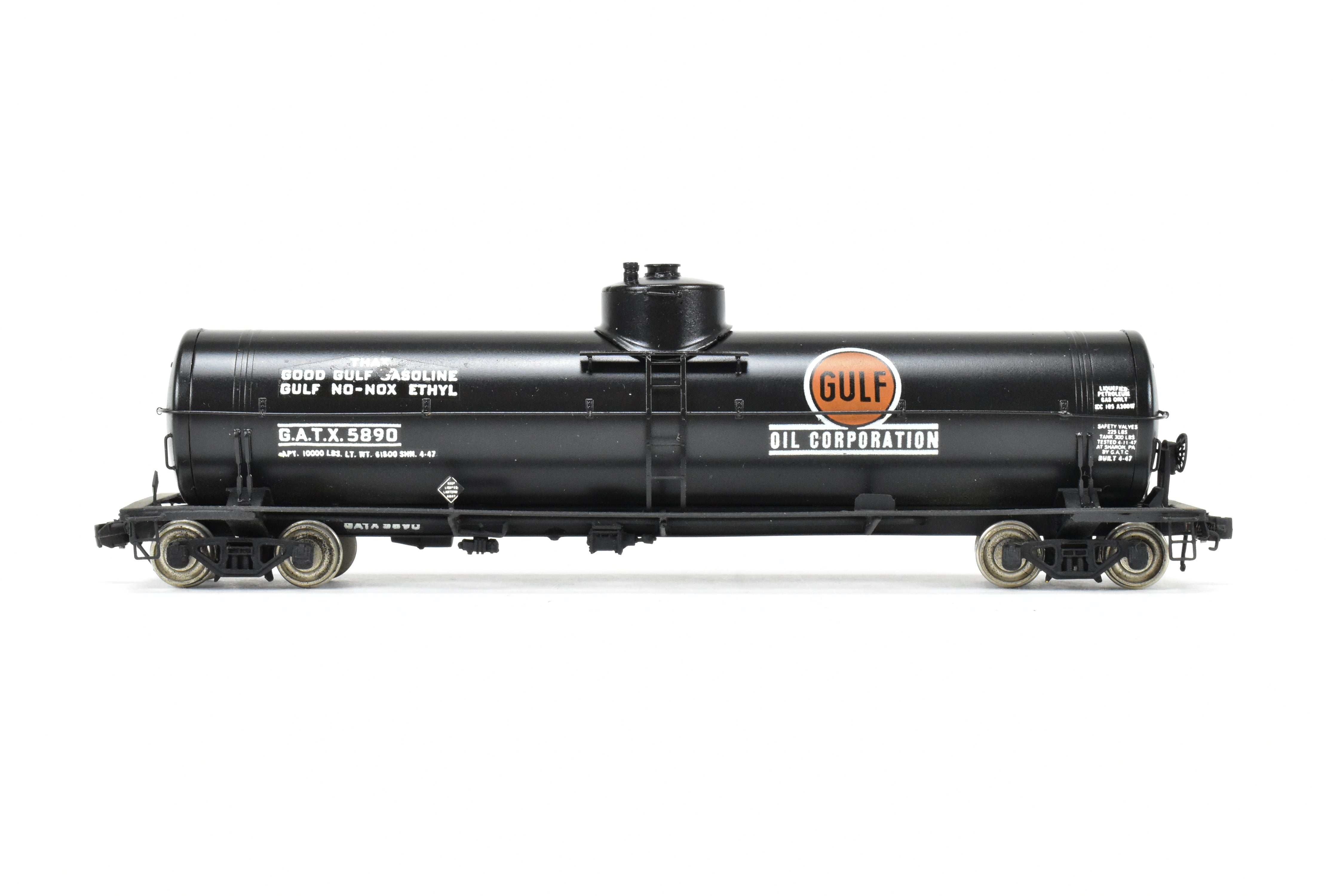 HO Scale Brass Precision Scale Co. Model 16,000 Gallon Tank Car with Gulf Oil Corporation Decals for Railroad Enthusiasts
