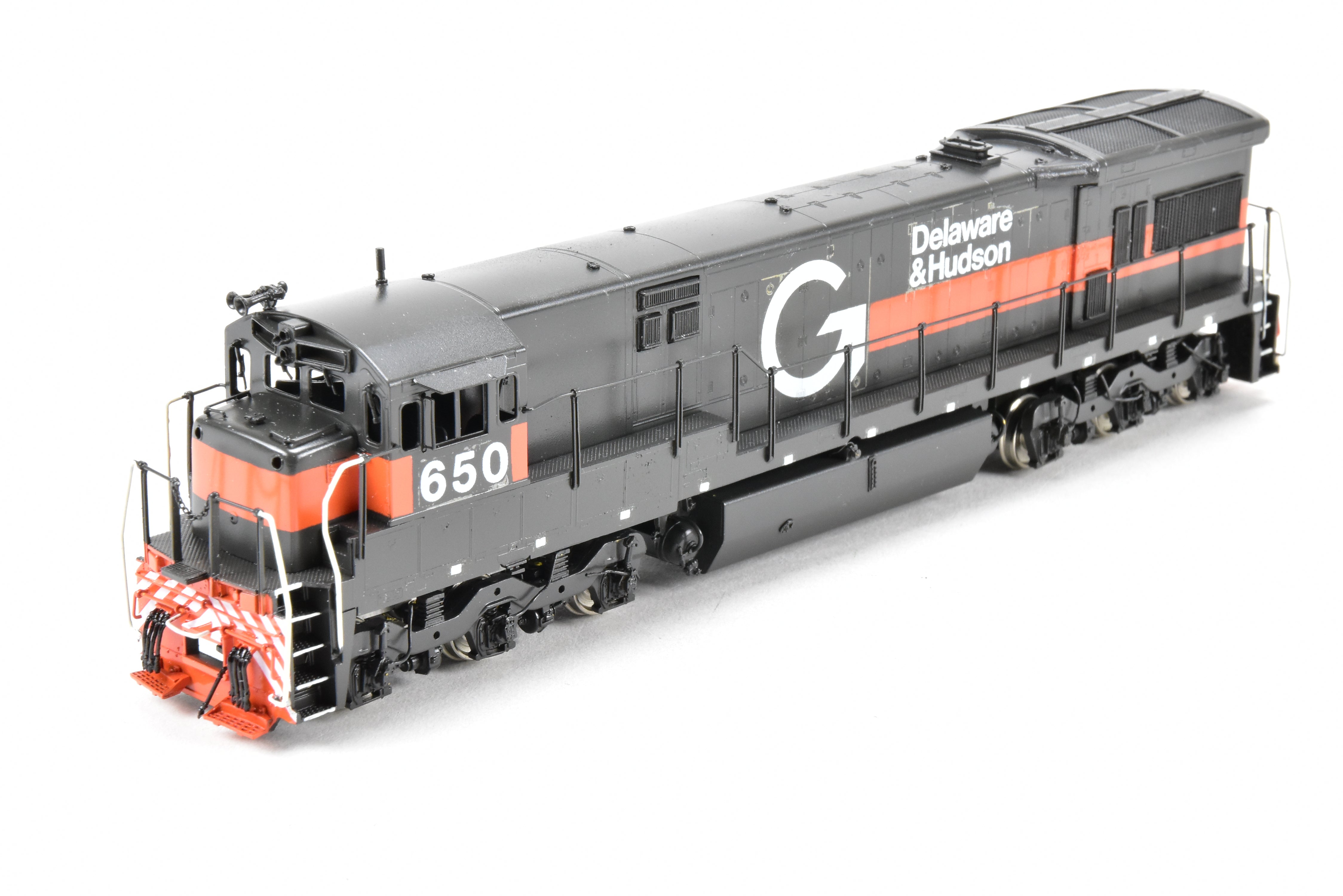 HO Scale Brass OMI Gilford GE U33C Custom Painted Delaware & Hudson No. 650 Model