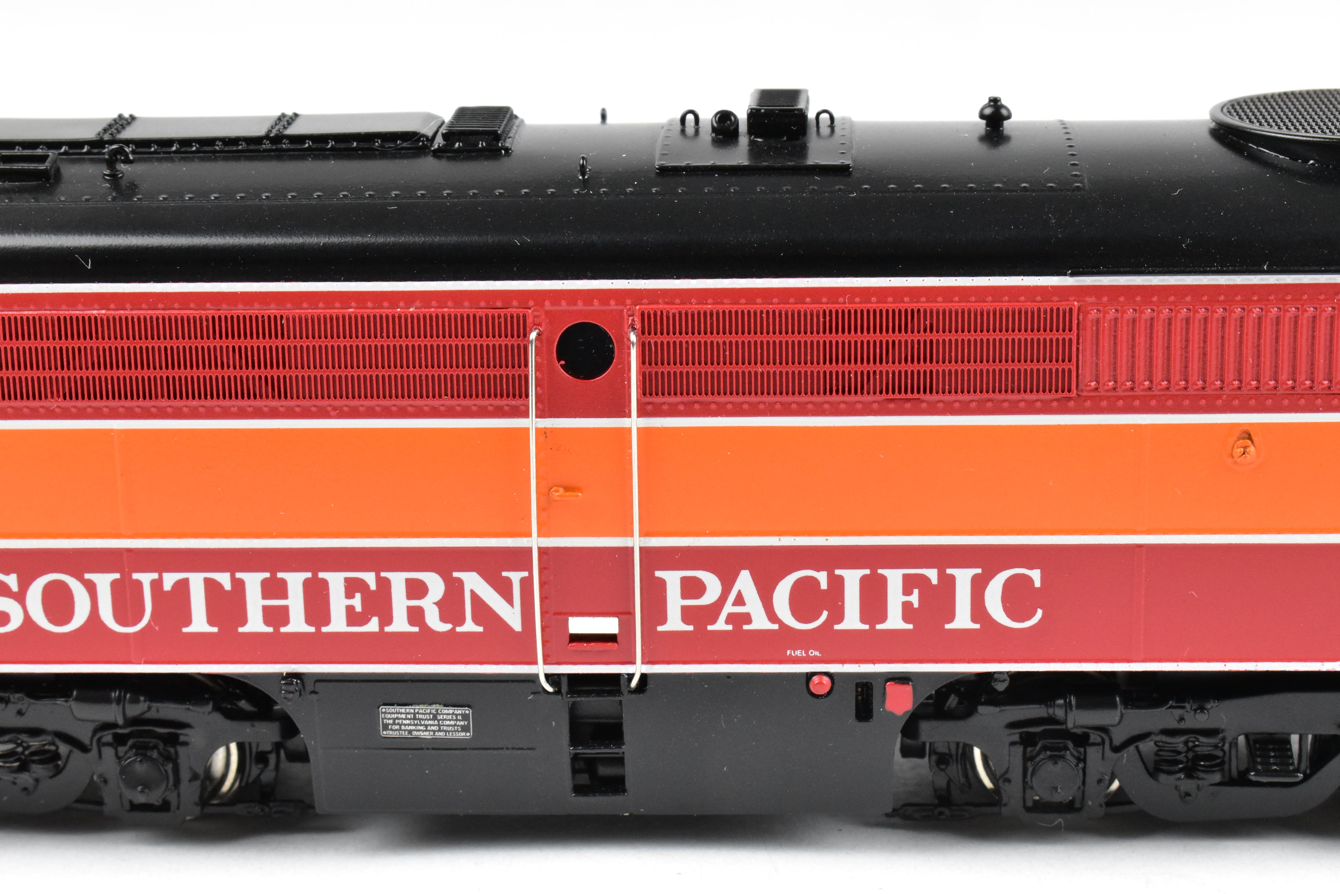 HO Scale Brass Union Terminal Imports Southern Pacific Alco PA - 2 Locomotive Model in Daylight Scheme, FP #6041
