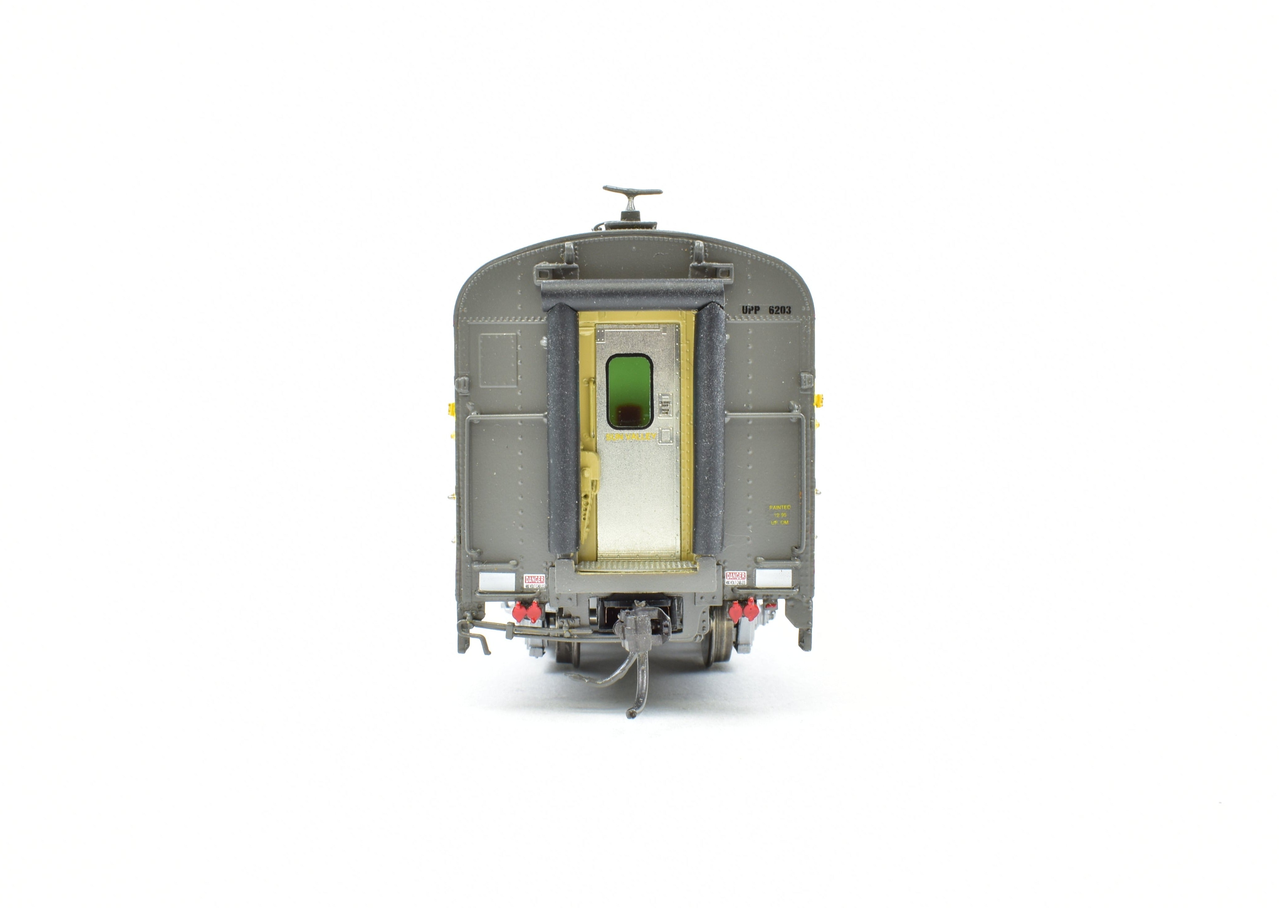HO Scale Brass OMI Union Pacific Sun Valley Lounge FP No. 6203 by Overland Models
