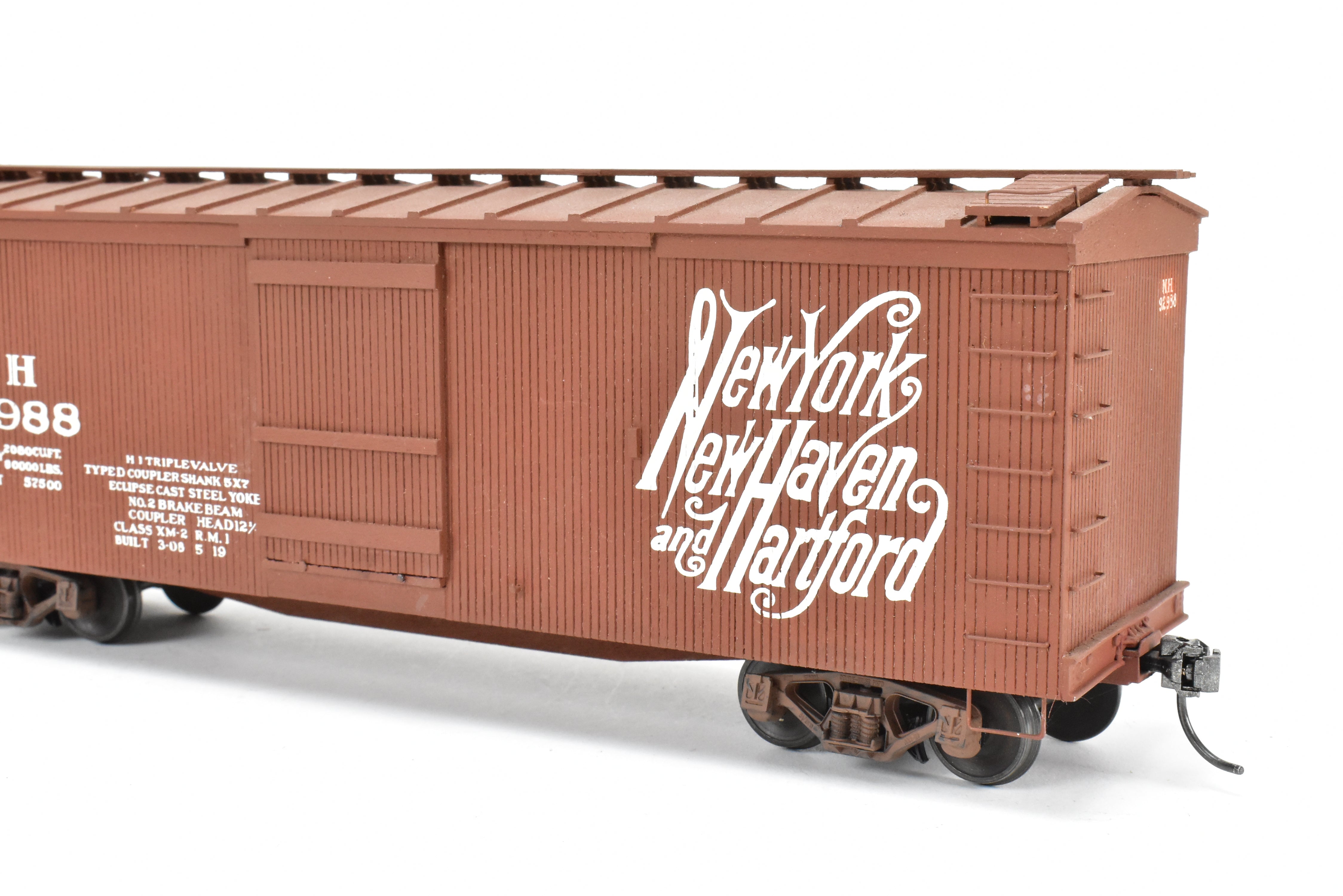 O Scale Metal and Wood Mainline Models New Haven 36-Foot Wood Boxcar with Custom Paint and Assembly