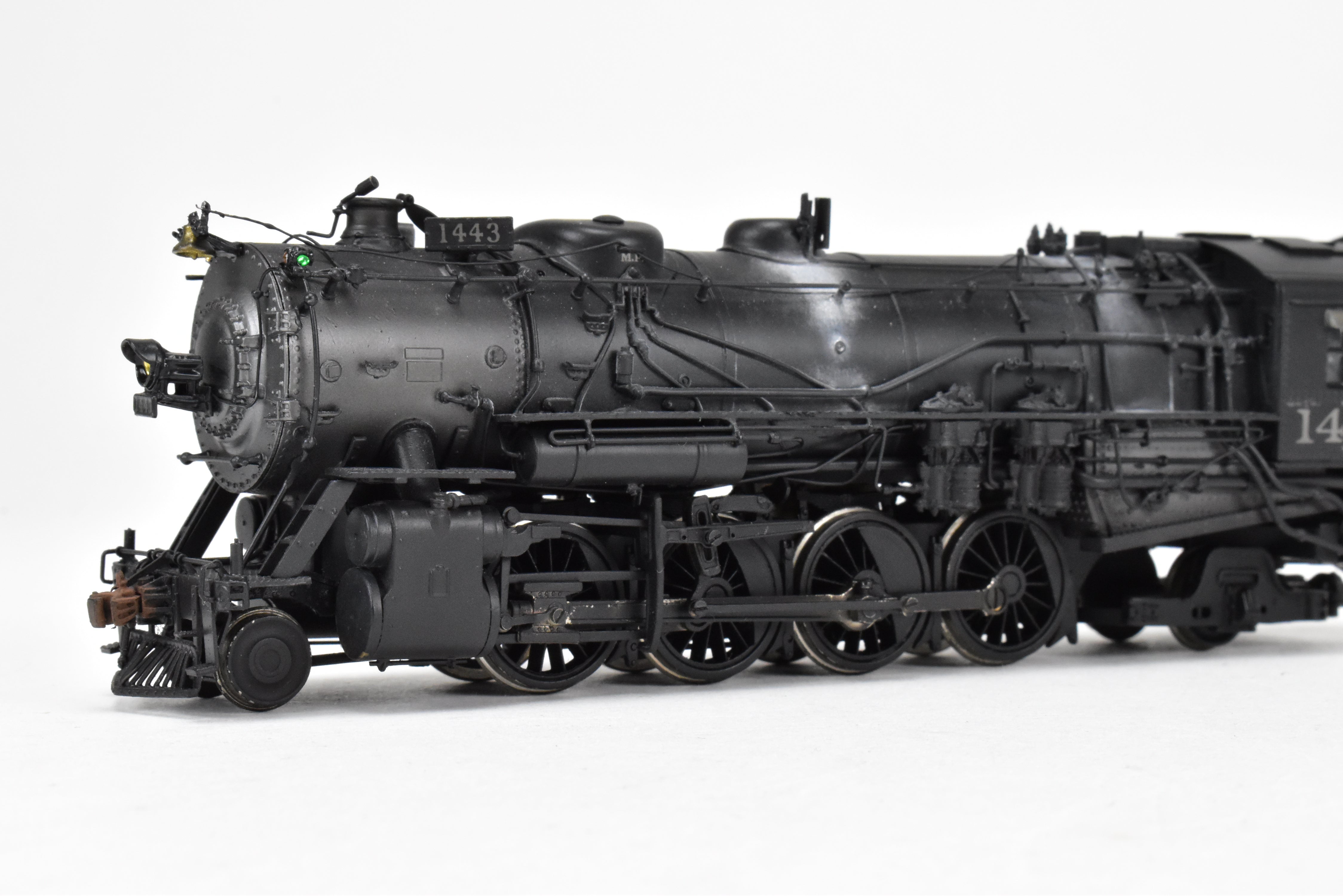 HO Brass Hallmark Models Missouri Pacific 1400 Series 2-8-2 Mikado #1443 with Light Weathering