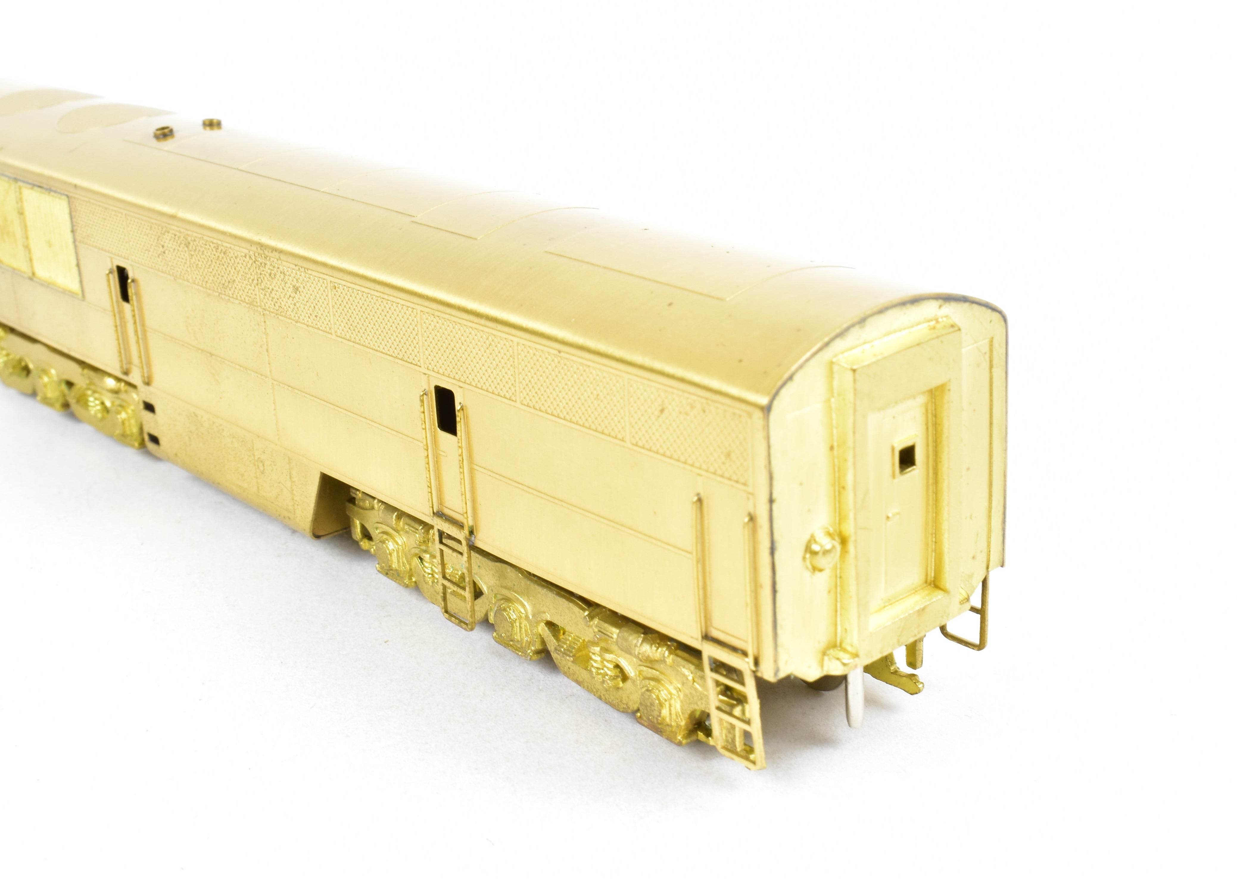 HO Scale Brass Red Ball FM 2000 HP A/B Set with Can Motor Upgrade