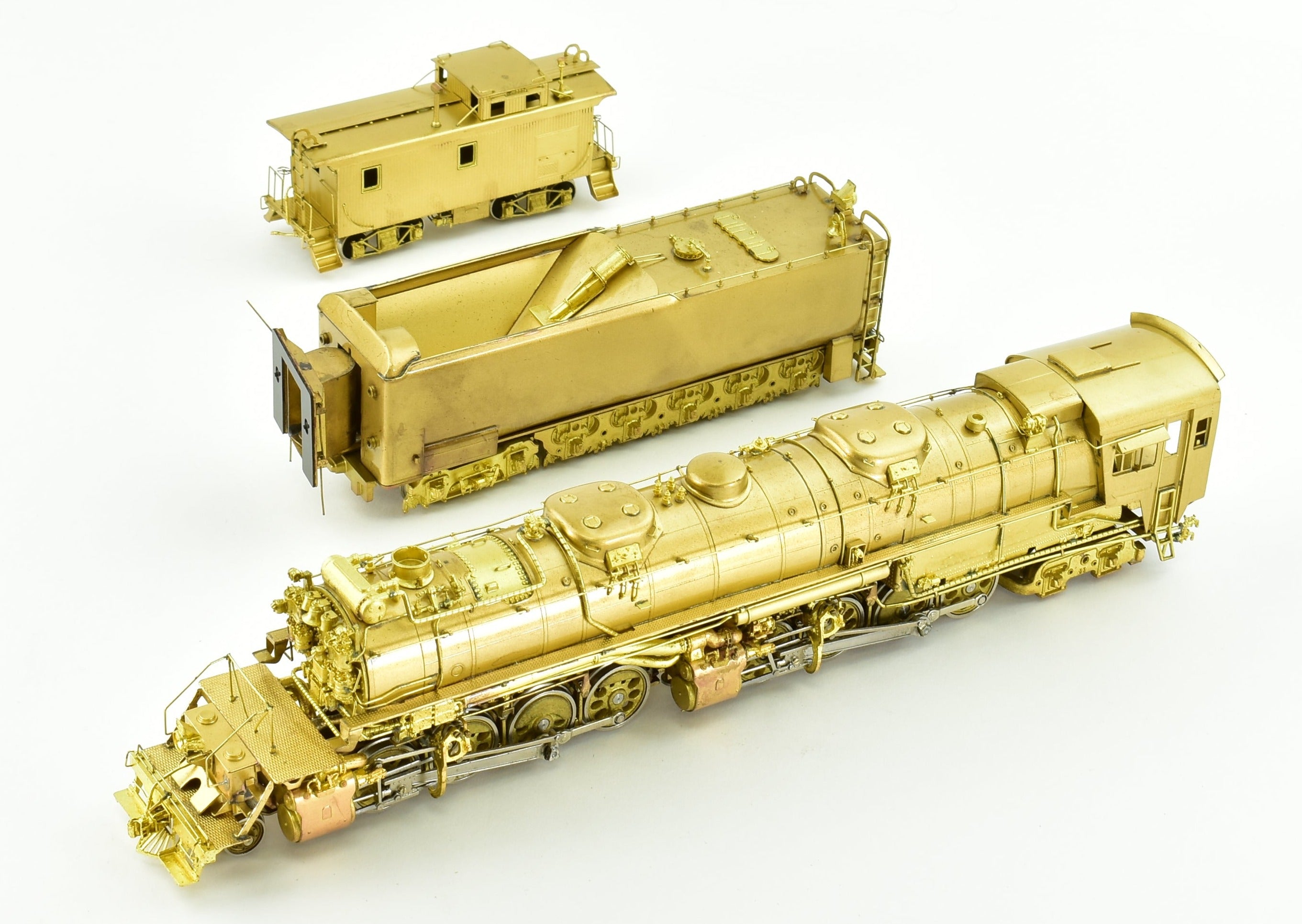 HO Scale Brass Model Train - Westside Model Co. DM&IR - Duluth, Missabe, & Iron Range 2-8-8-4 Yellowstone M-4 Steam Locomotive with Caboose