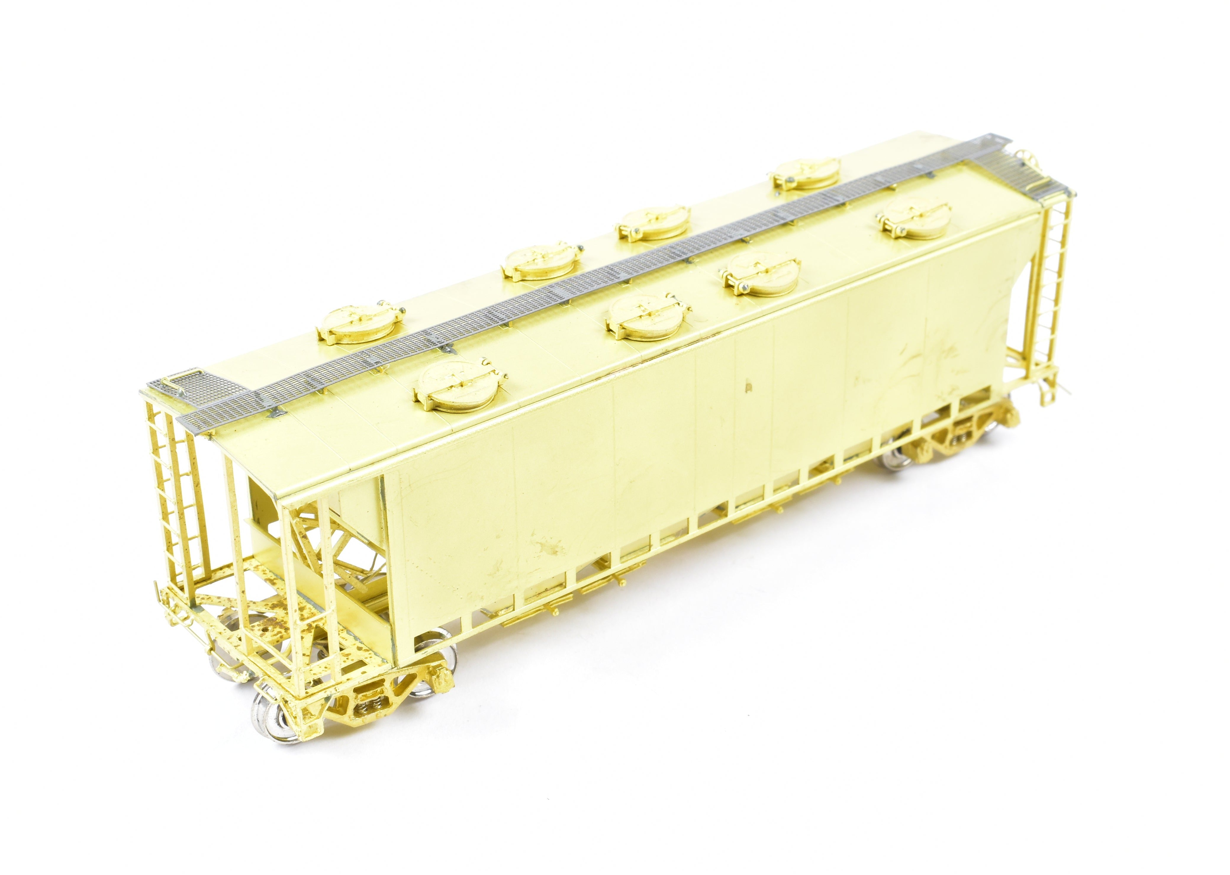 HO Scale Brass Canadian Pacific Slab Side Covered Hopper SC - 20 C194A Version Model by Overland Models, Inc. (OMI)