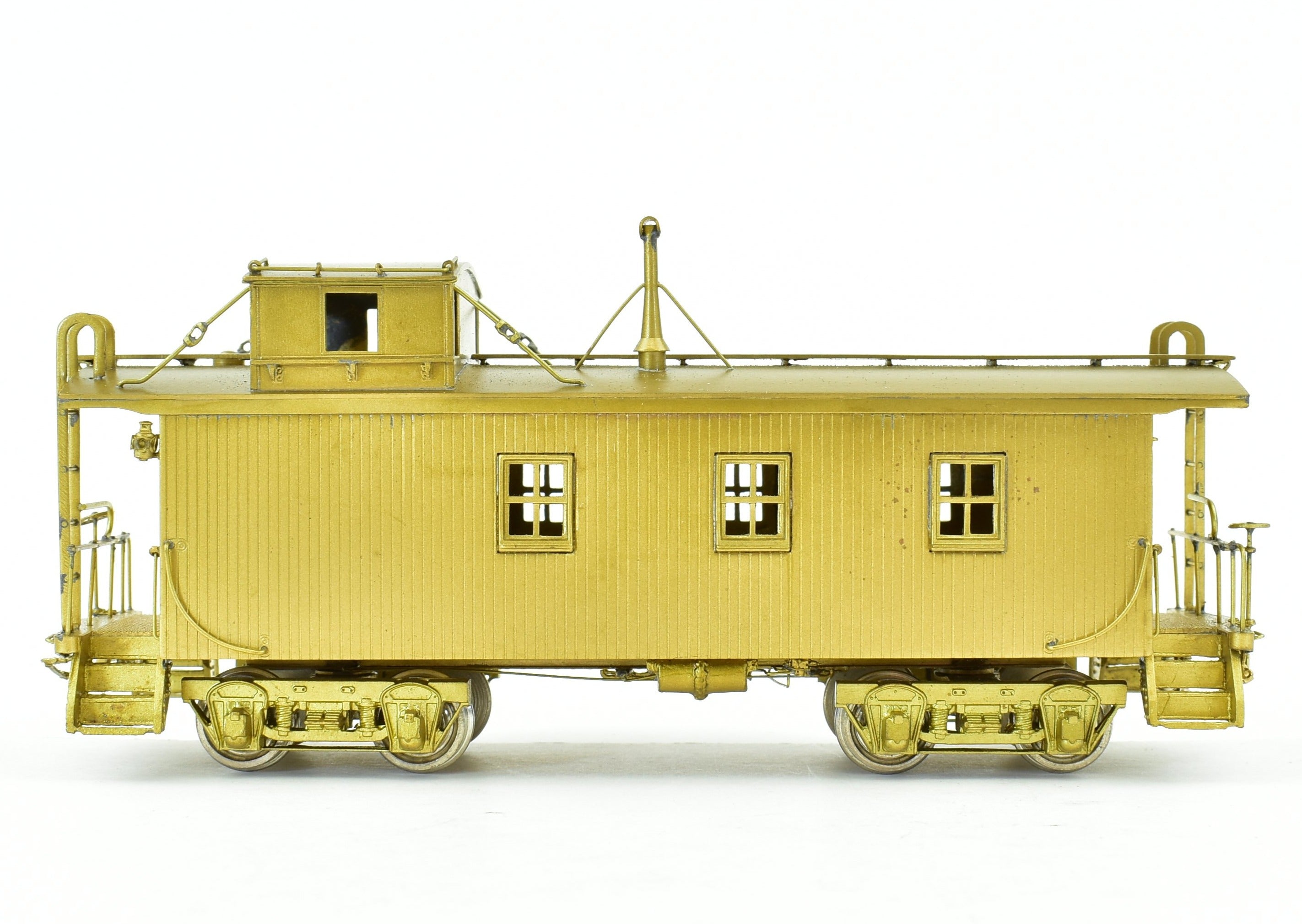HO Scale Brass Model of Oriental Limited CB&Q - Burlington Route NE - 1 28 - foot Wood Caboose for Model Trains