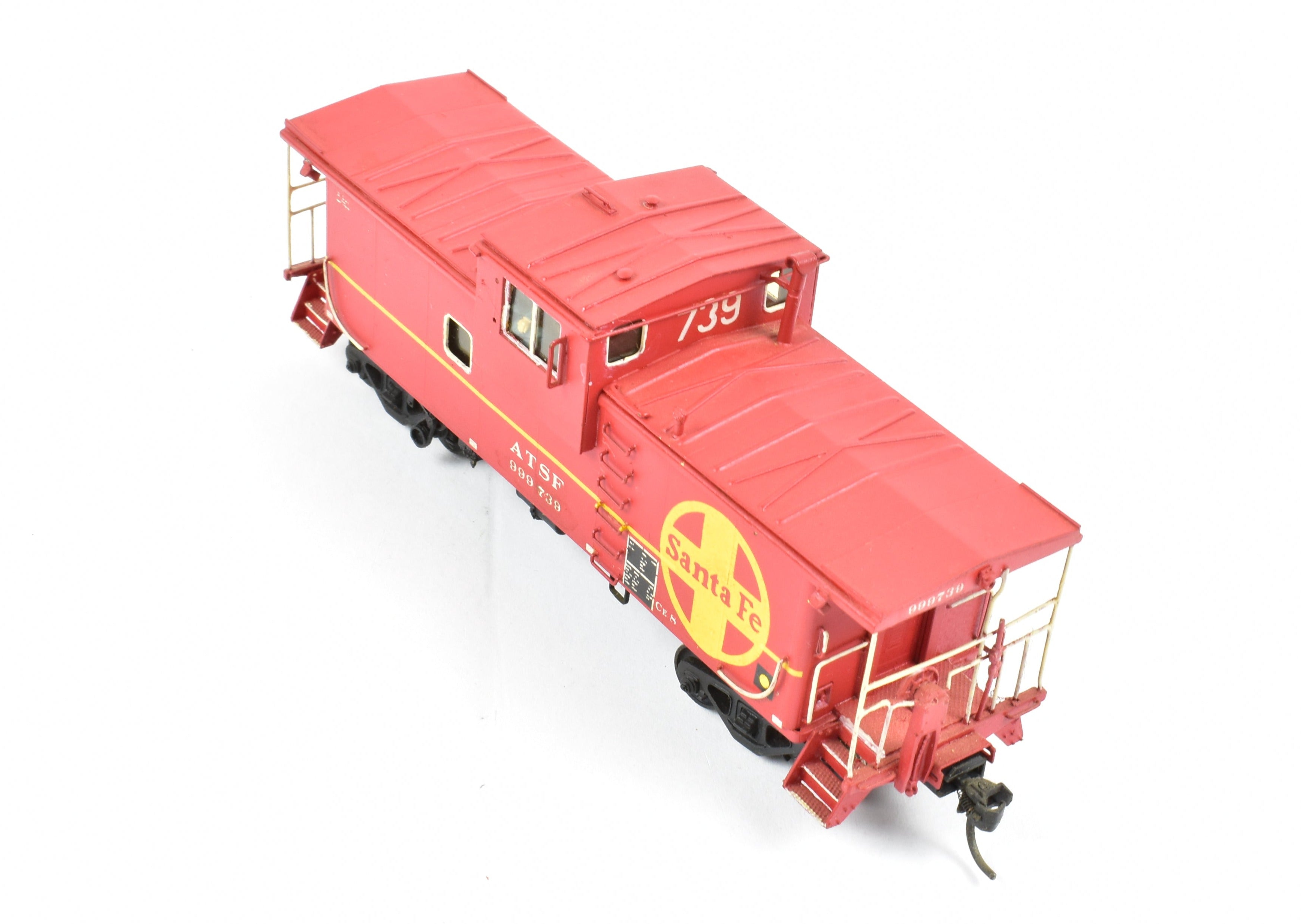 HO Scale Brass OMI - Overland Models, Inc. AT&SF - Santa Fe Wide-Vision Ce-6 and Ce-8 Caboose Model with CP No. 999730