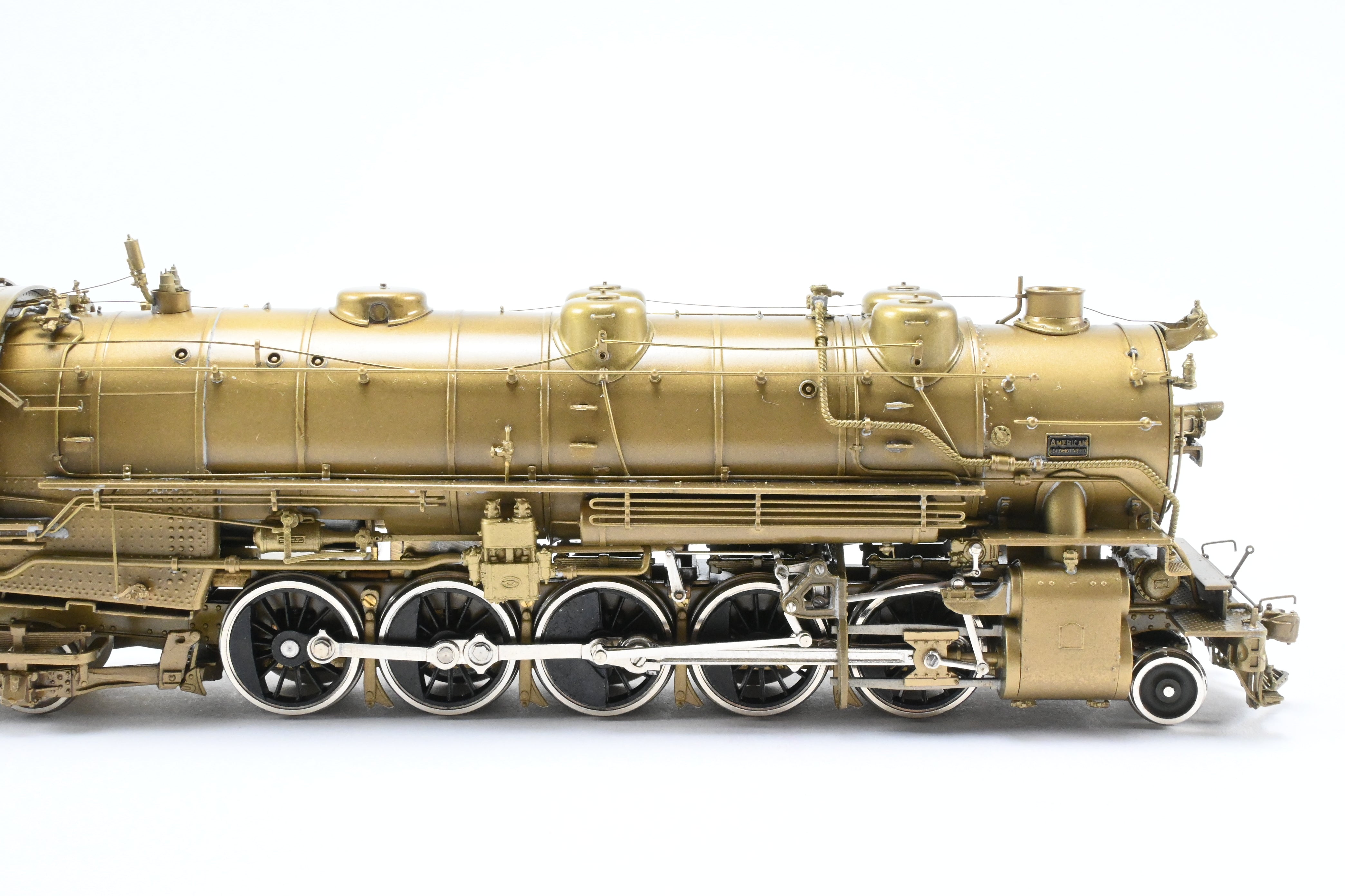 HO Scale Brass Pacific Fast Mail (PFM) Model Train - United D&RGW - Denver & Rio Grande Western 2-10-2 Early Version F-81 Crown Model with High - Detail Features