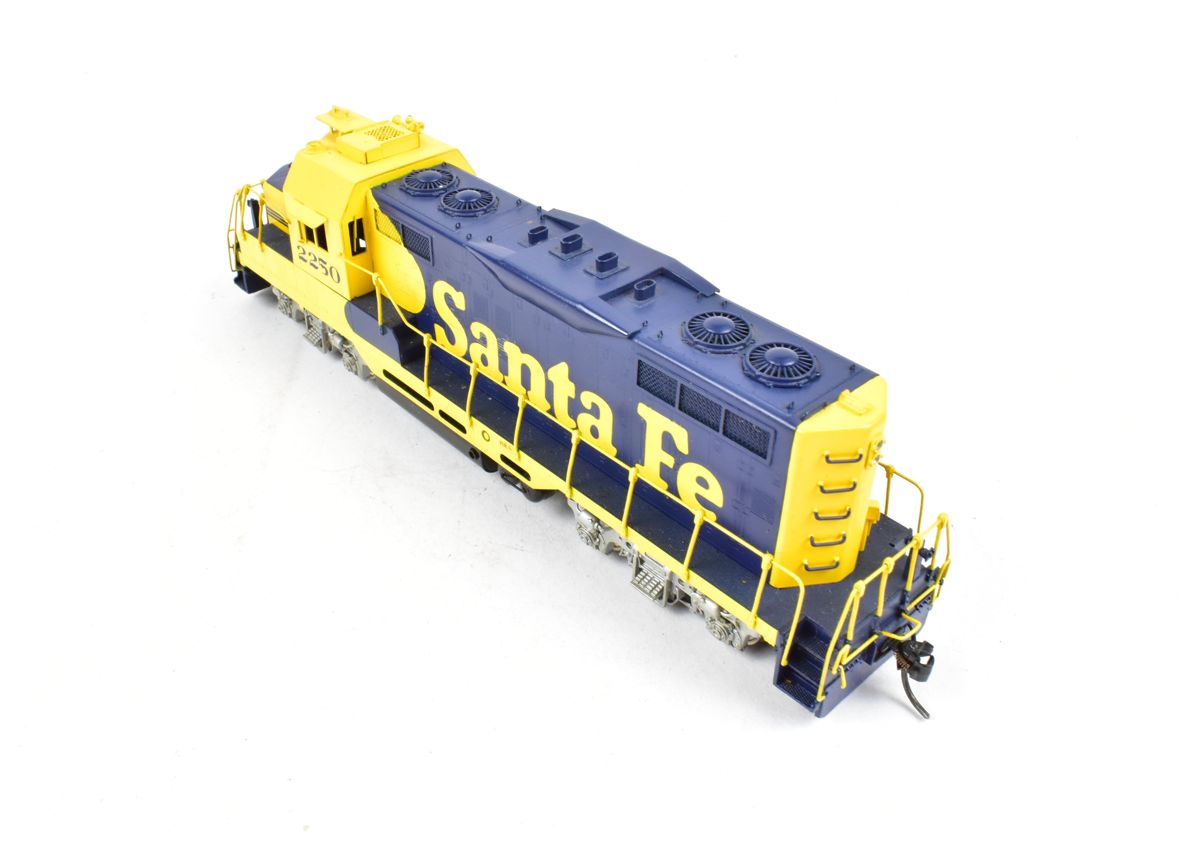HO Scale Brass Hallmark Model ATSF - Santa Fe EMD GP - 7R Custom - Painted Railroad Locomotive Model
