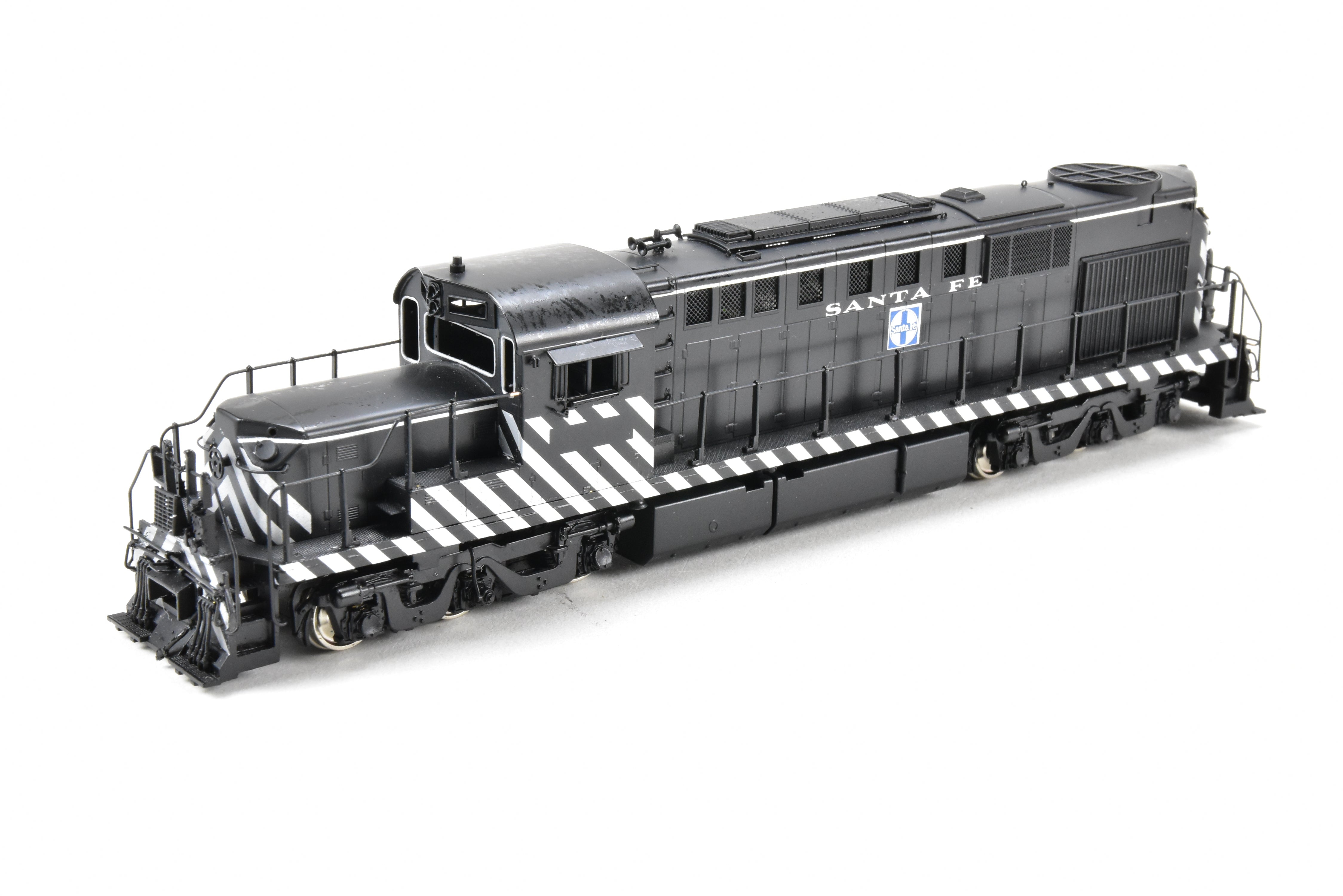 HO Scale Brass Model Train Imported by Brass Key Imports - ATSF Santa Fe RSD - 15 (DL - 600B) Low - Hood Custom Series #69 Factory - Painted But Un - Numbered Model