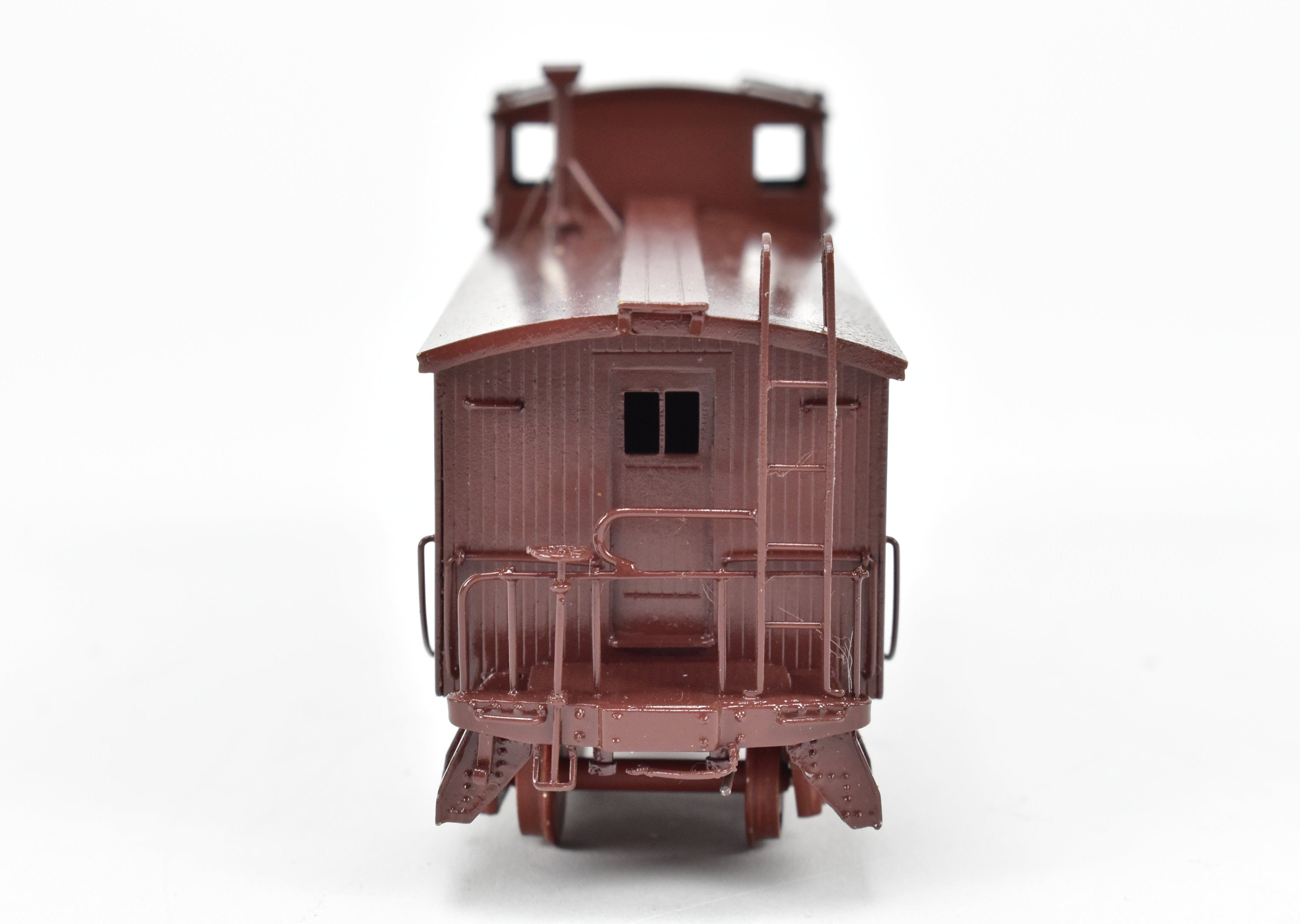 HO Scale Brass Model of Oriental Limited CB&Q - Burlington Route NE-9 Wood Caboose with No Lettering on Car Body