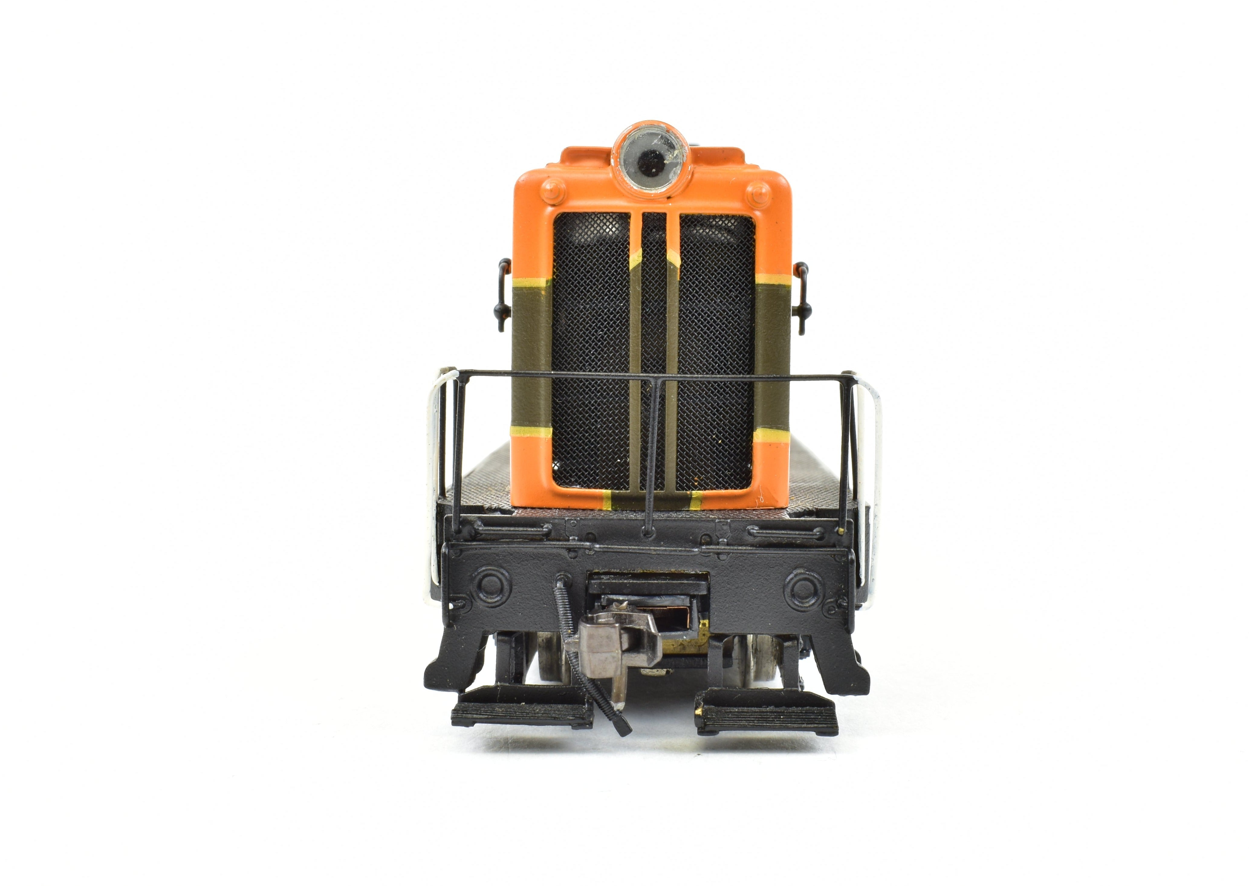 HO Scale Brass Hallmark Models GN - Great Northern Baldwin VO - 1000 Diesel Switcher Professionally Painted Model Train