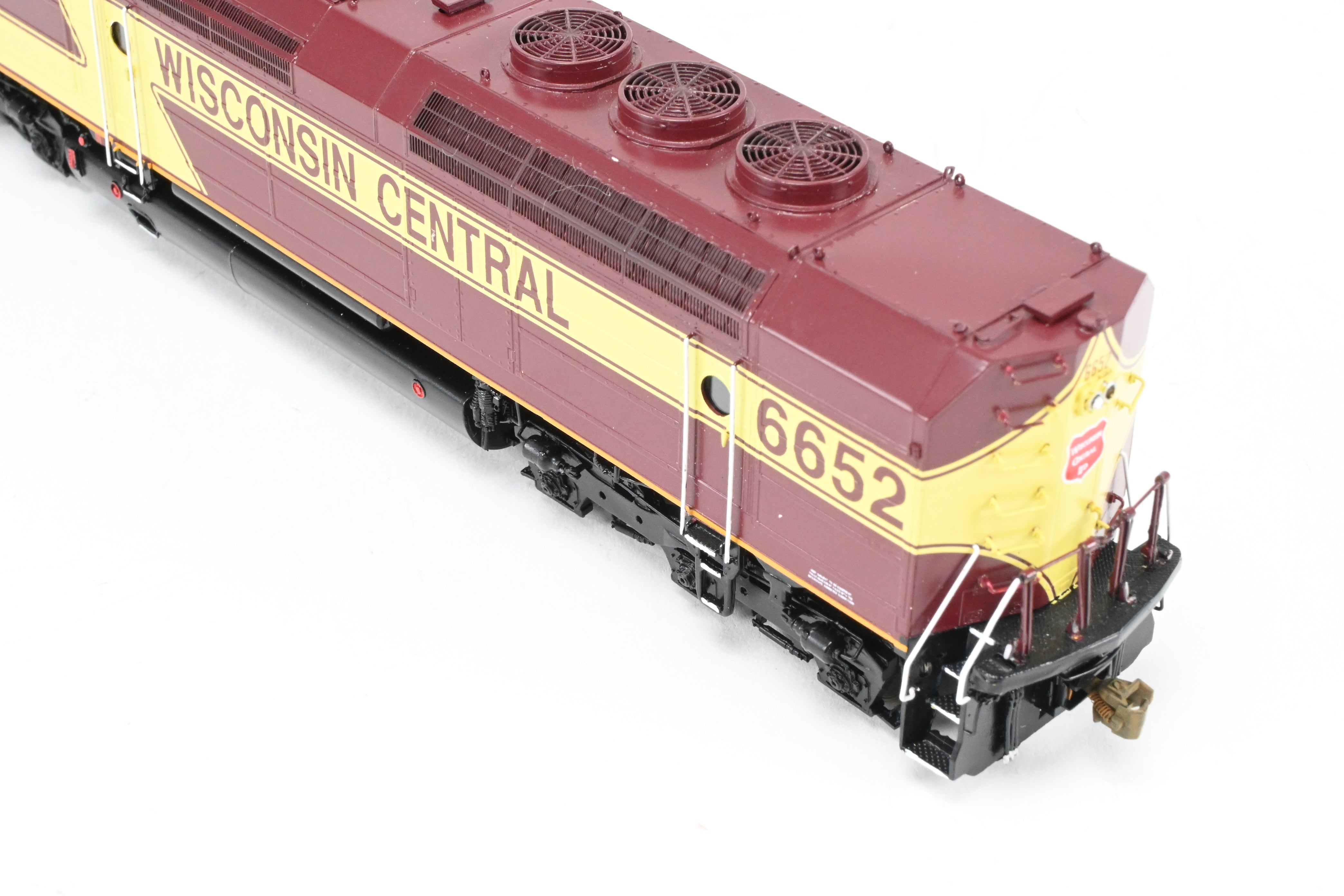 HO Brass OMI - Overland Models' Wisconsin Central EMD FP45 #6652 Maroon/Yellow w/Lights