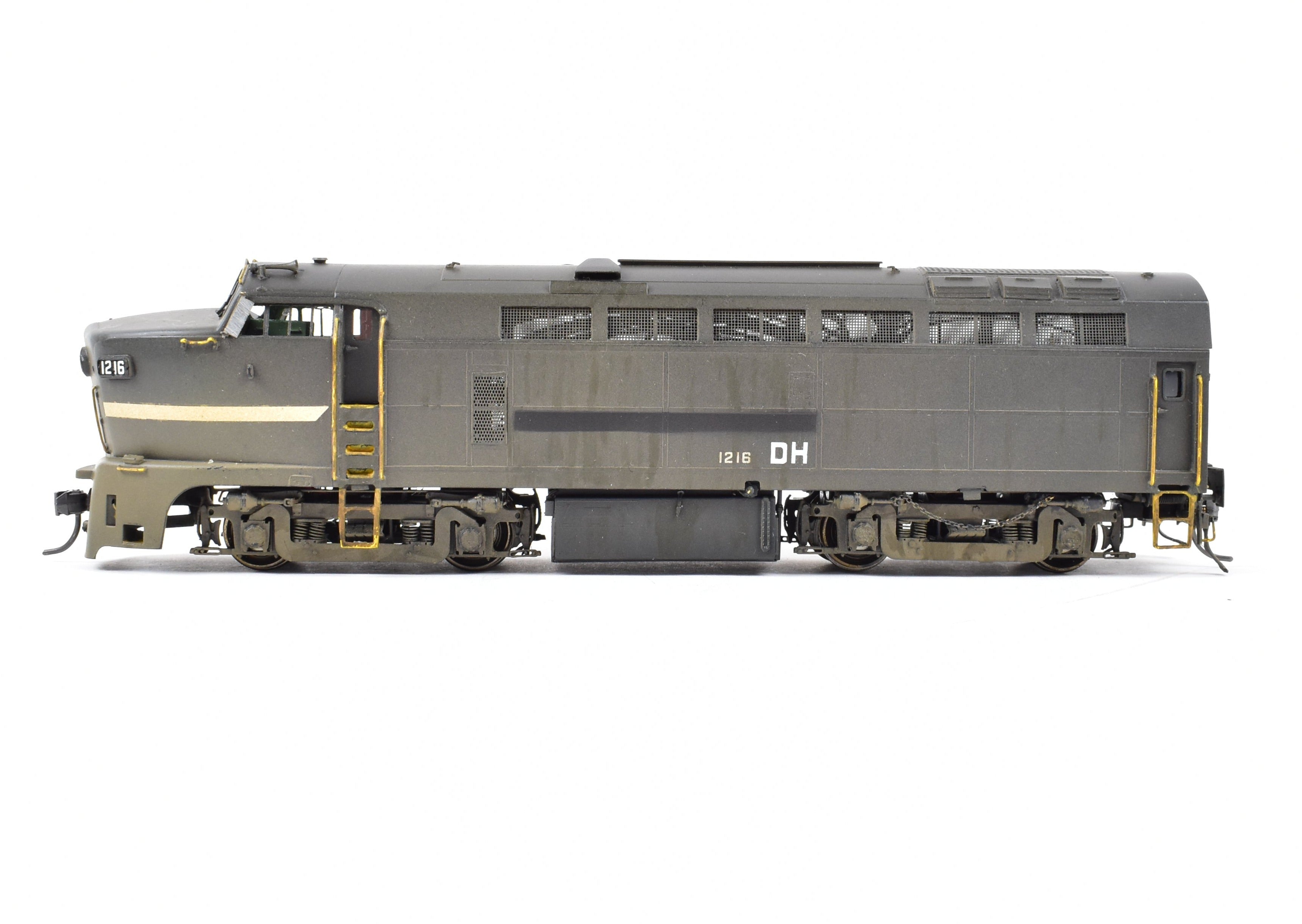 HO Scale Brass Model Train - Overland Models, Inc. (OMI) Delaware and Hudson (D&H) BLW RF-16 Shark Nose A-unit CP in New York Central (NYC)/Delaware and Hudson (D&H) Patch No. 1216