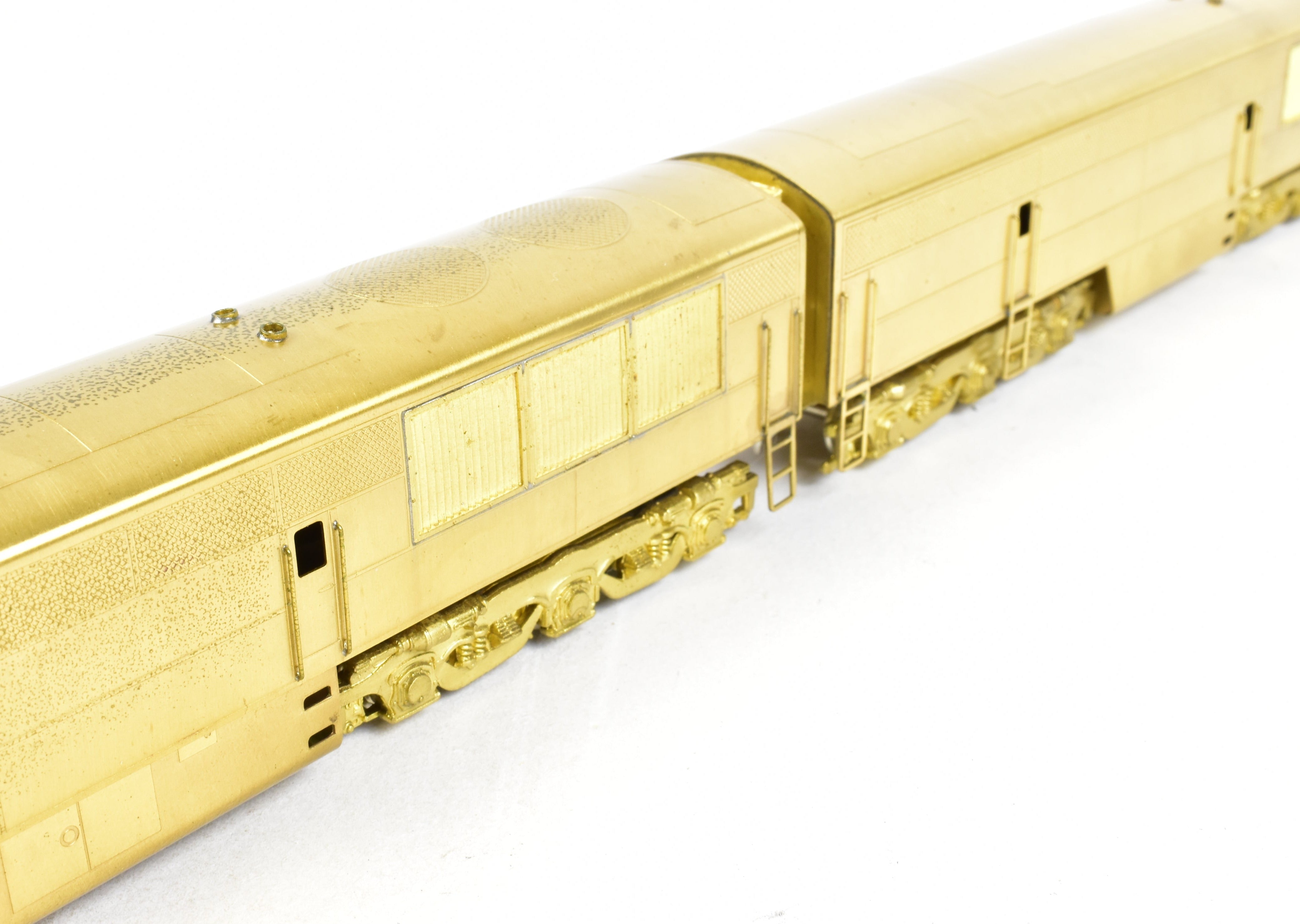 HO Scale Brass Red Ball FM 2000 HP A/B Set with Can Motor Upgrade