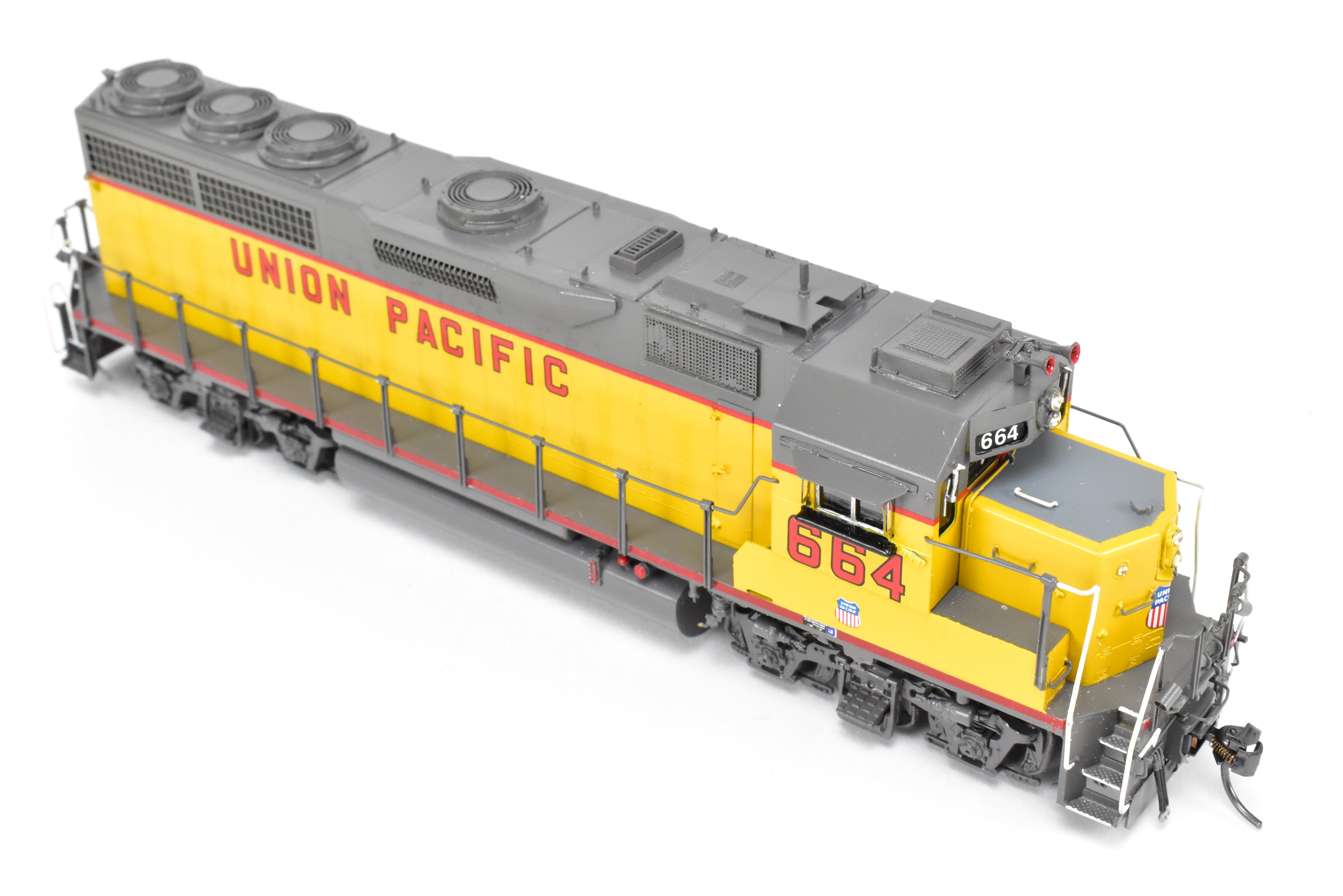 HO Scale Brass Locomotive Model - OMI - Overland Models, Inc. Union Pacific (Former WP) EMD GP40 Professionally Painted Engine #664