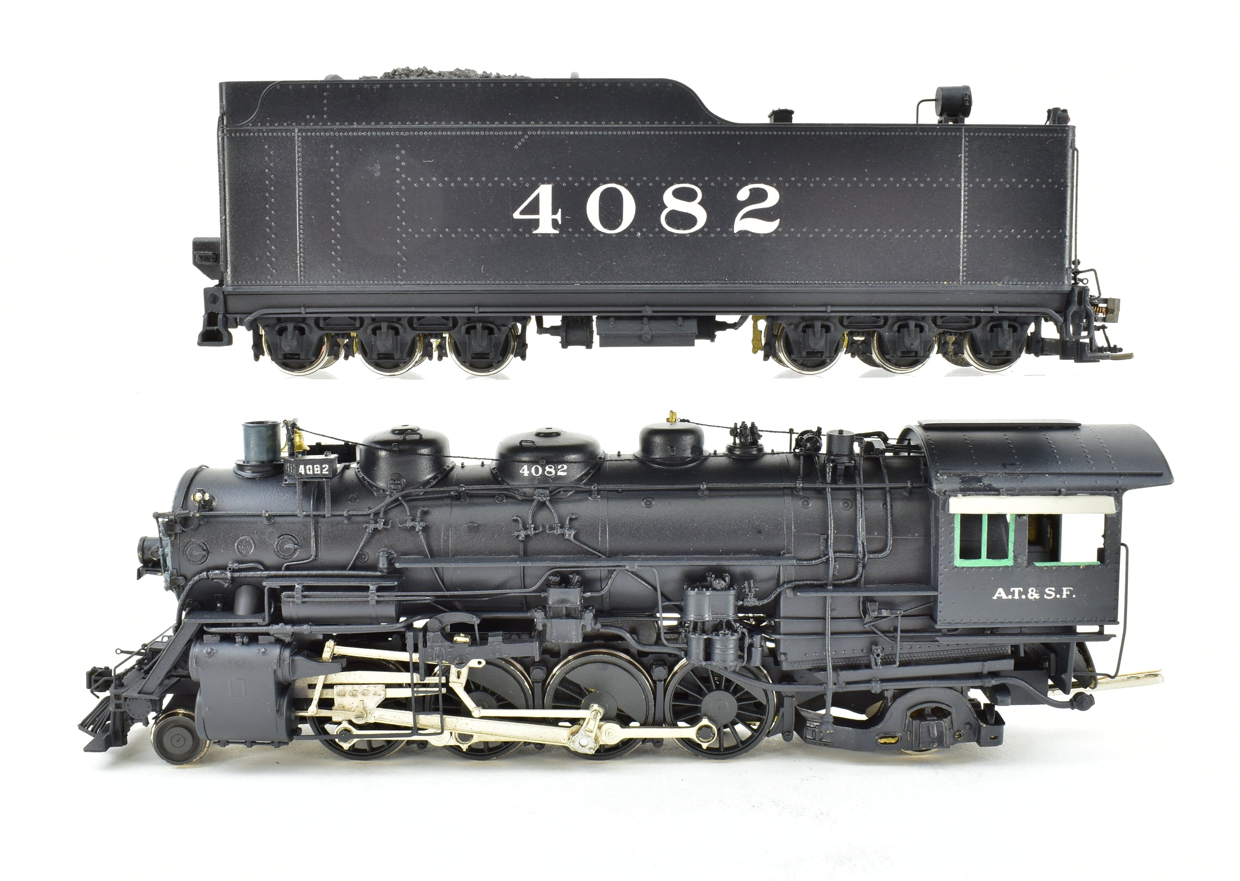High - Quality HO Scale Brass Steam Locomotive Key Imports ATSF - Santa Fe 2 - 8 - 2 Mikado Pro - Painted Model No. 4082