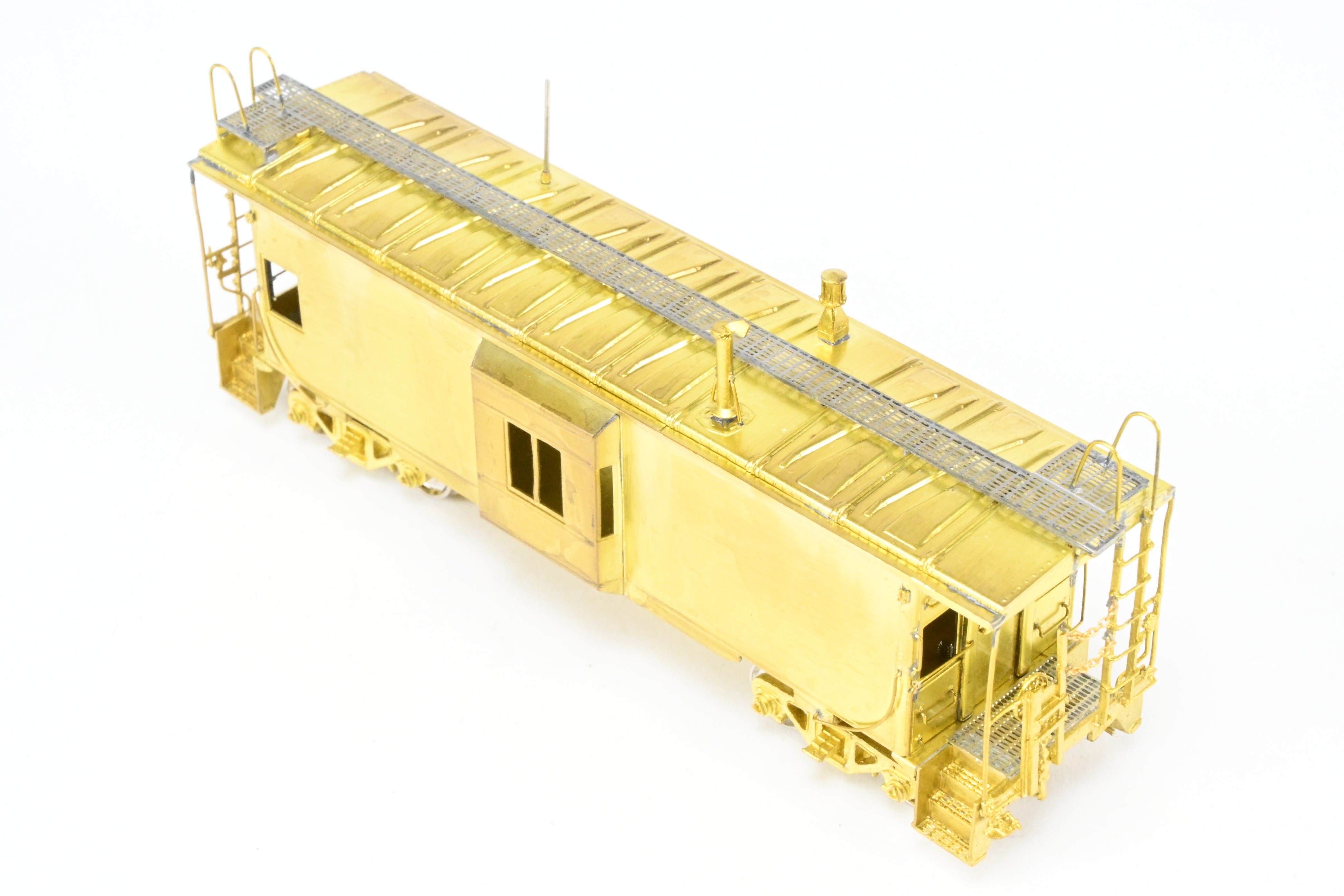 HO Brass OMI WP Western Pacific Early Version Bay Window Caboose #426 - 460 with Roof Walk
