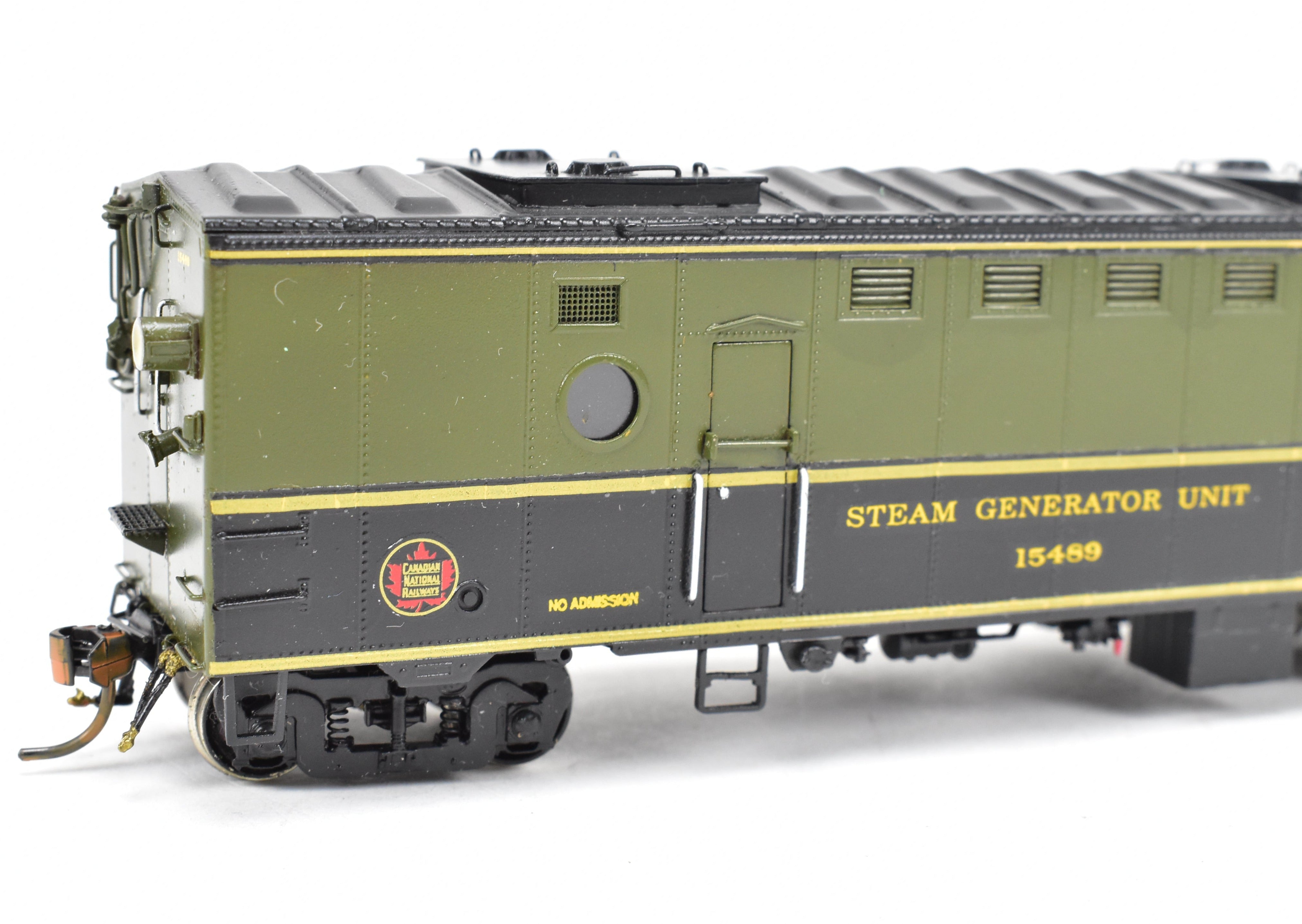 HO Scale Brass Steam Heater Car Model - Custom Painted for Canadian National Railway (CNR) by Overland Models, Inc., Numbered 15489